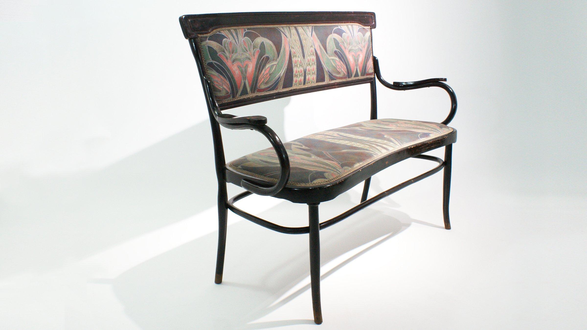 Art Nouveau Sofa and Armchairs Labelled Jakob & Joseph Kohn In Fair Condition For Sale In Beirut, LB