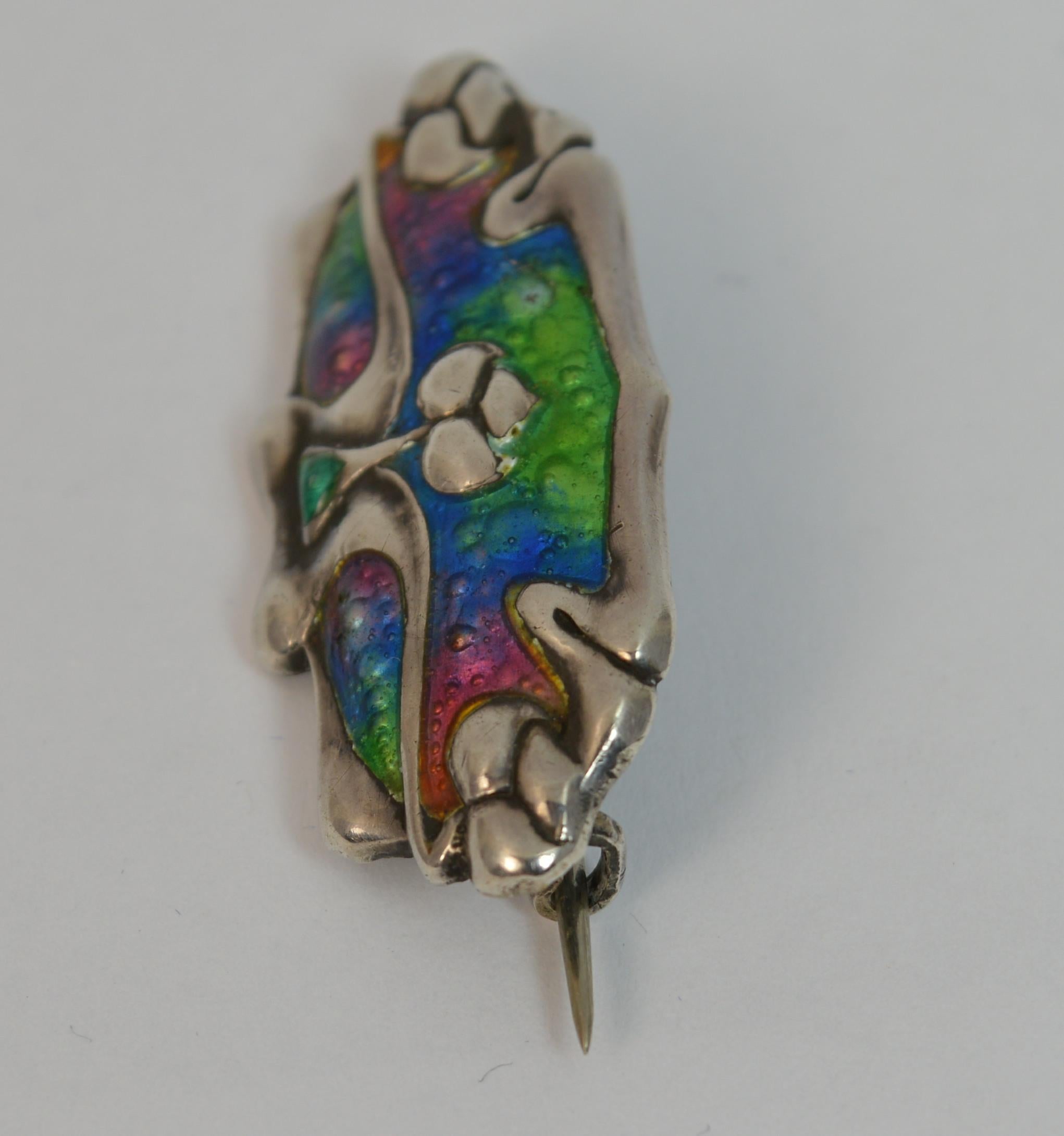 Art Nouveau Solid Silver and Enamel Brooch, circa 1910 In Excellent Condition In St Helens, GB