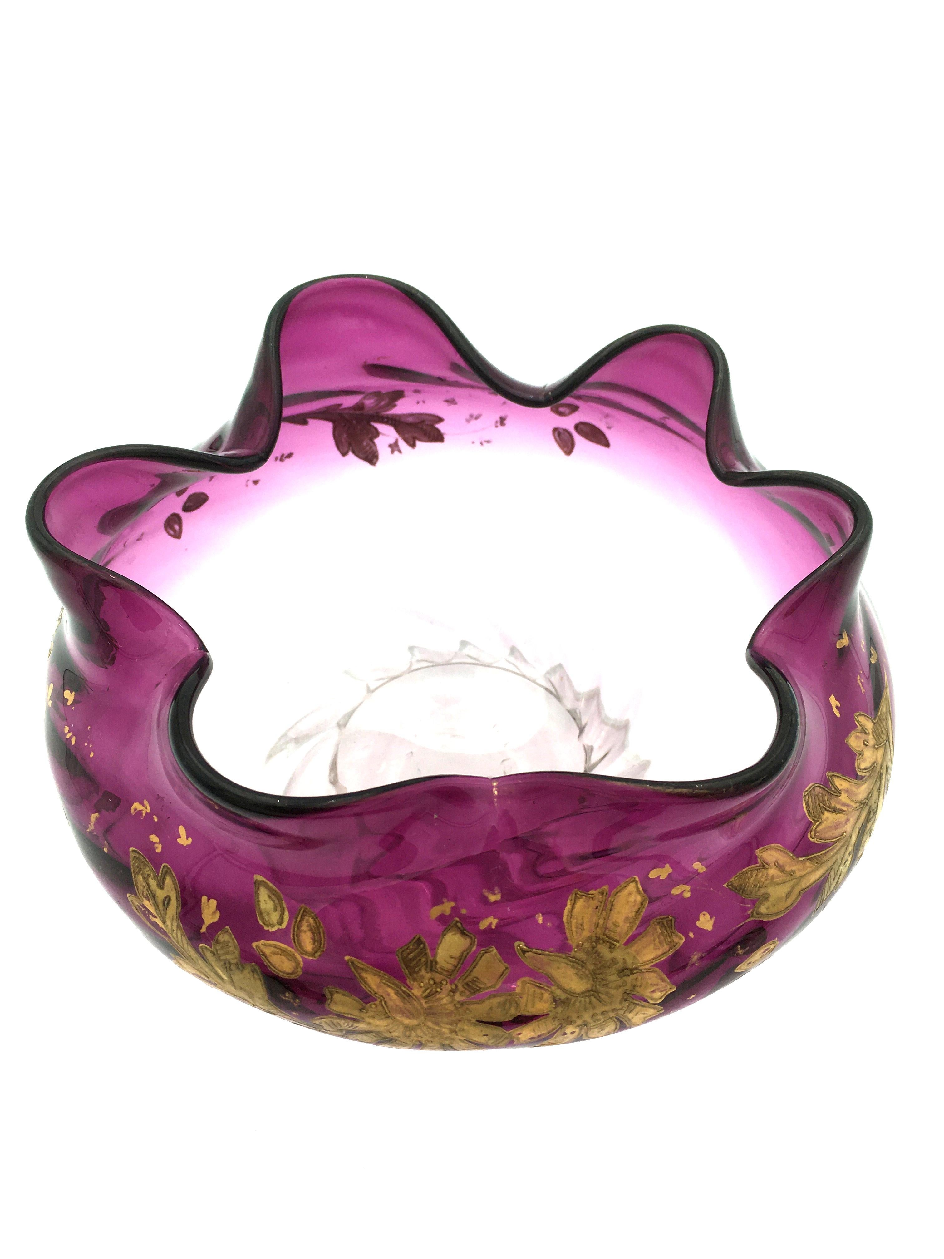 Art Nouveau Spiral Purple Crystal Bowl, circa 1900 In Good Condition In Beuzevillette, FR