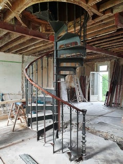 Art Nouveau Spiral Staircase in Cast Iron and Wrought Iron