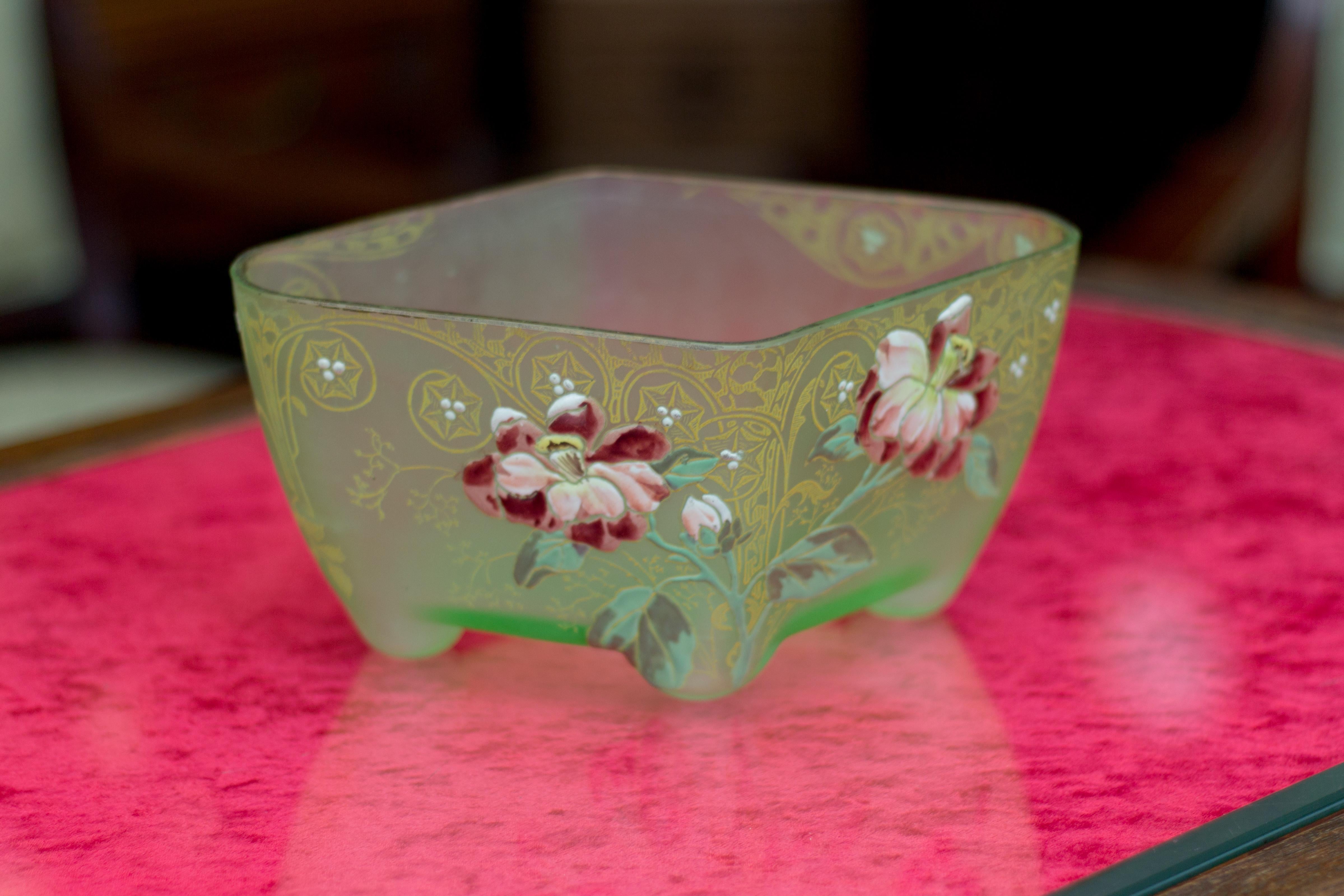 Art Nouveau Square Glass Bowl with Flowers and Ornaments 6