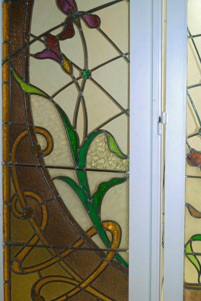 XX secolo Porte con pannello in vetro colorato in stile Art Nouveau in vendita