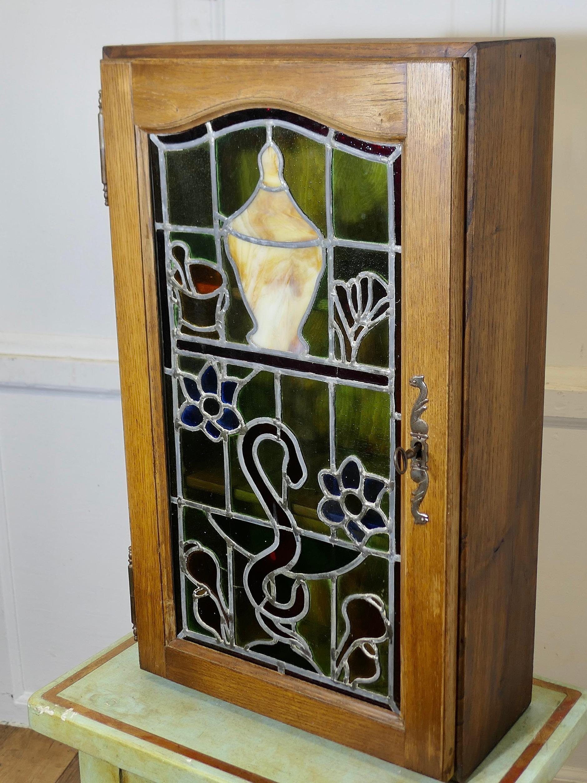 XIXe siècle Armoire de pharmacie ou de salle de bains Art Nouveau