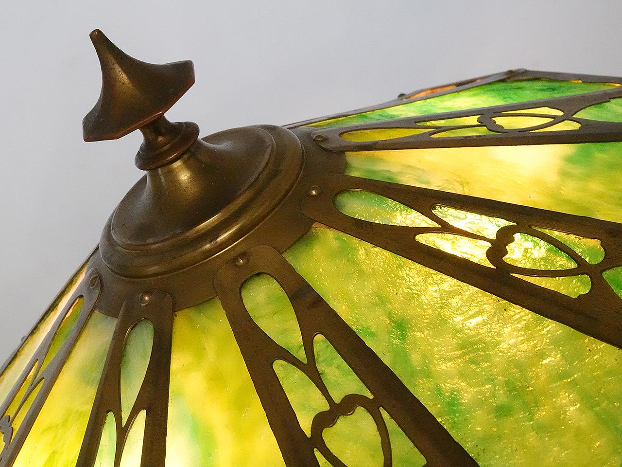 Art Nouveau Stained Glass Table Lamp, Brass, Emerald, Yellow In Good Condition In Peekskill, NY