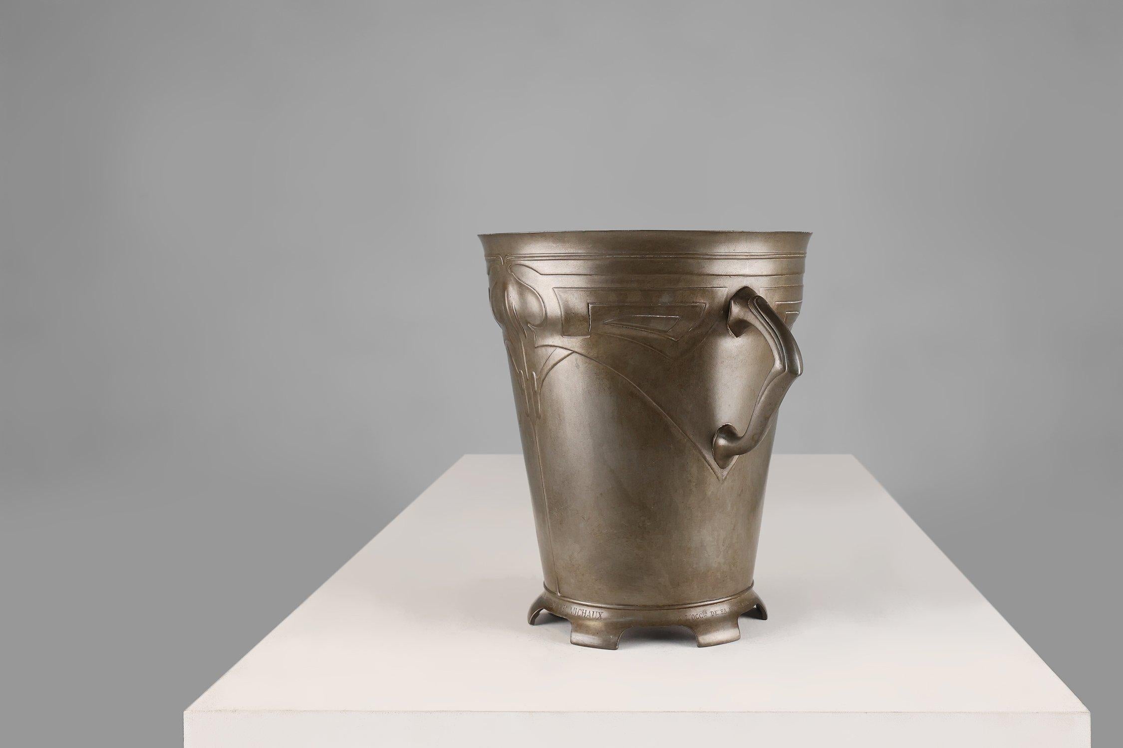 Stagno Raffreddatore per vino o champagne in latta con timbro Art Nouveau, Belgio, 1906 in vendita