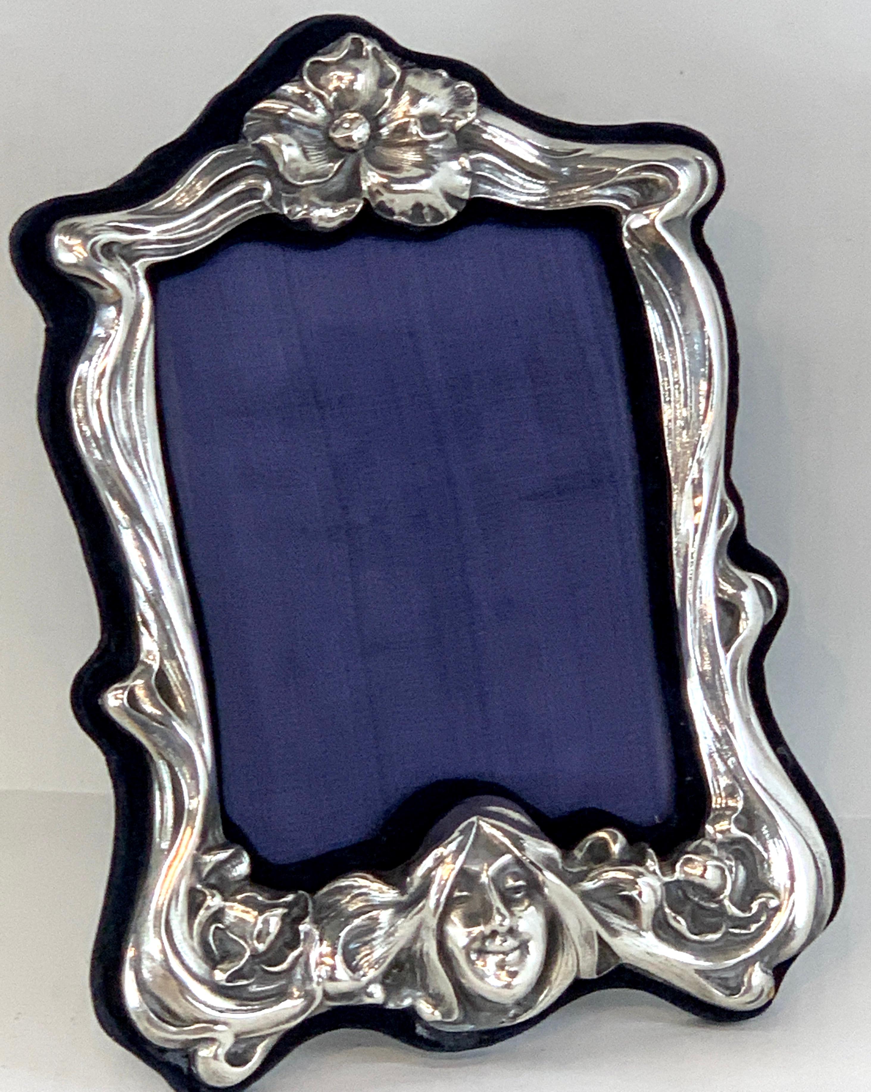 Art Nouveau Sterling Lady Motif Figural Frame In Good Condition In West Palm Beach, FL