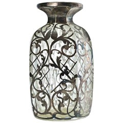 Bottiglia in vetro con sovrapposizione di sterline in stile Art Nouveau, inizio XX secolo