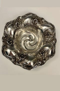 Ciotola in argento sterling Art nouveau, Stati Uniti, 1890 circa.