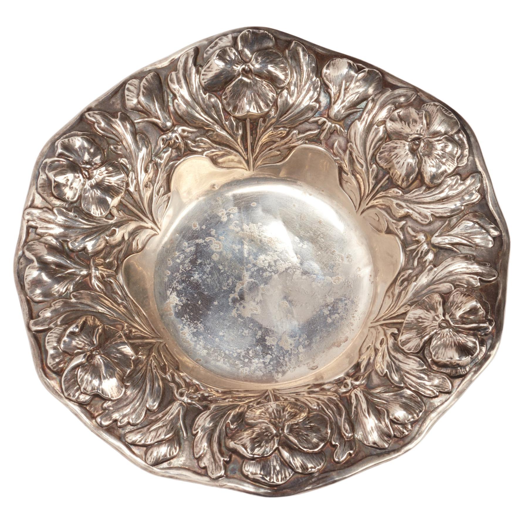 Ciotola in argento sterling Art nouveau, Stati Uniti, 1890 circa.