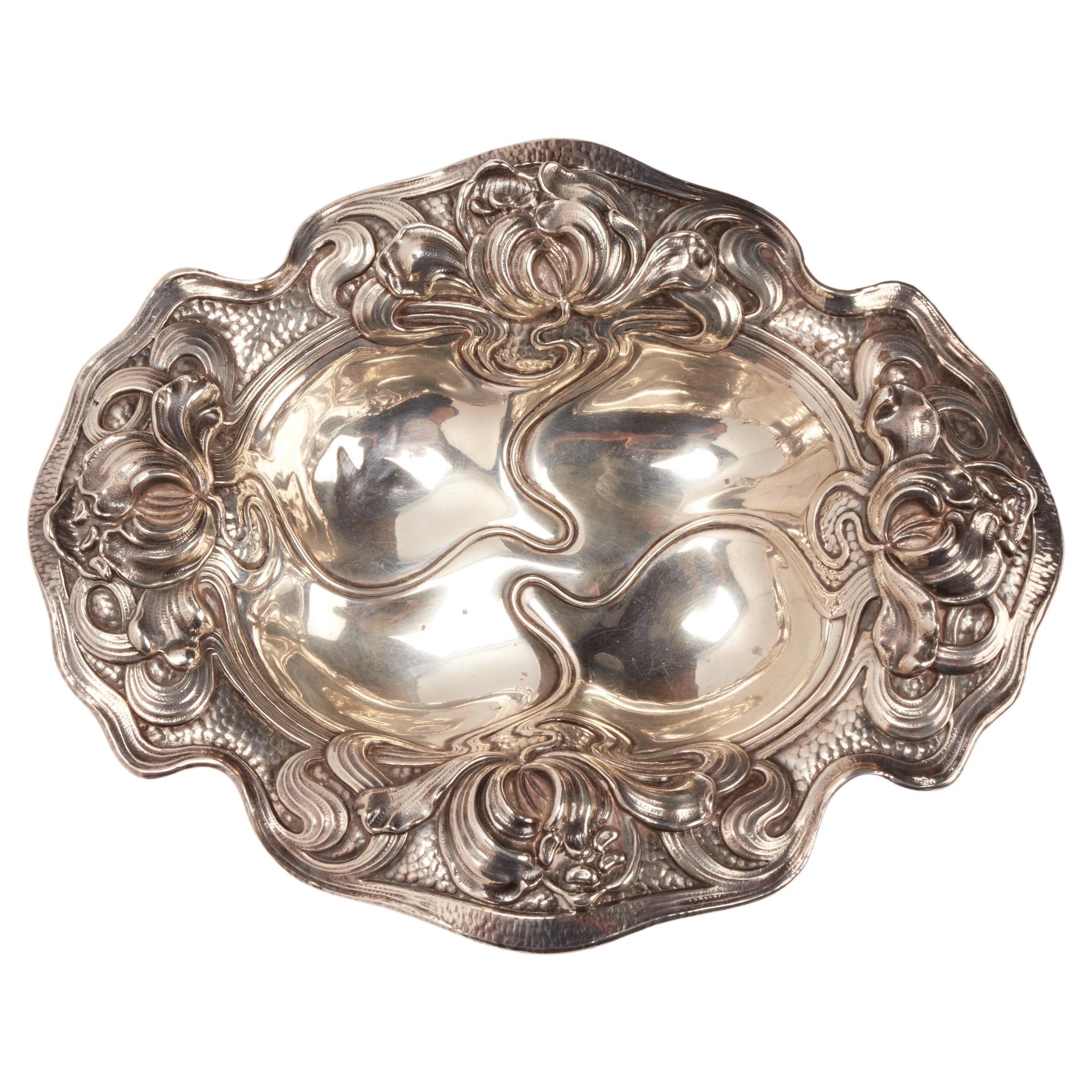 Art nouveau sterling silver bowl, USA 1890. 