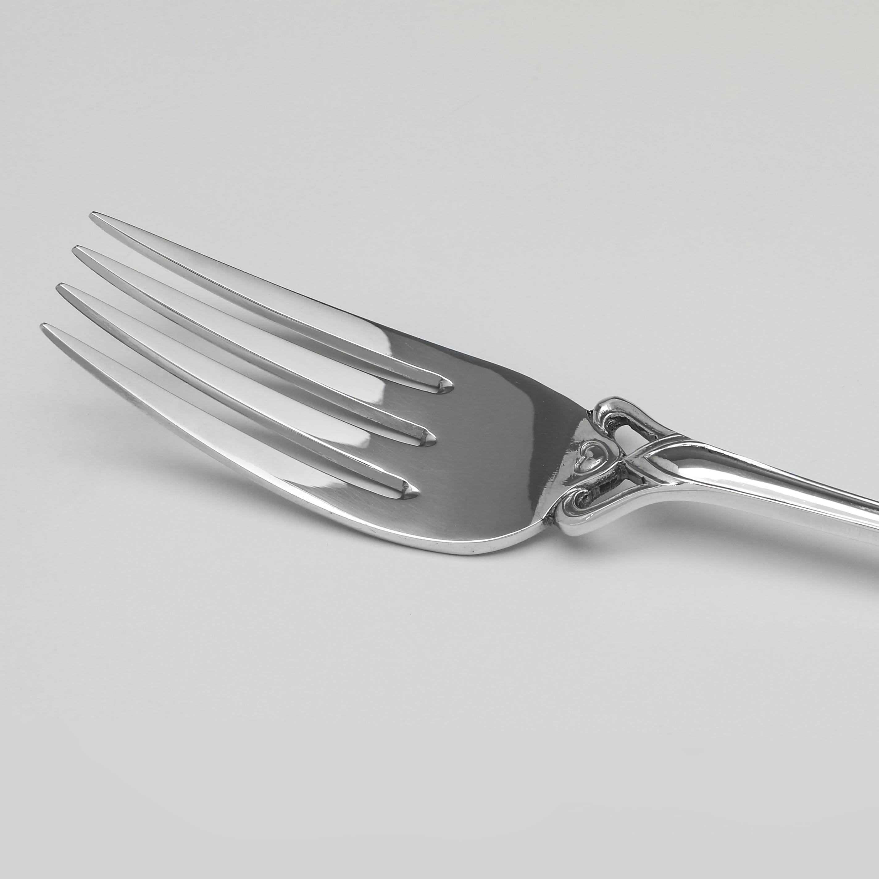 Inglese Set da bambino in argento sterling Art nouveau realizzato da Walker & Hall nel 1919 in vendita