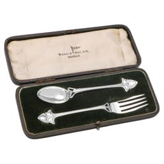 Antique Art nouveau sterling silver child's set made by Walker & Hall in 1919