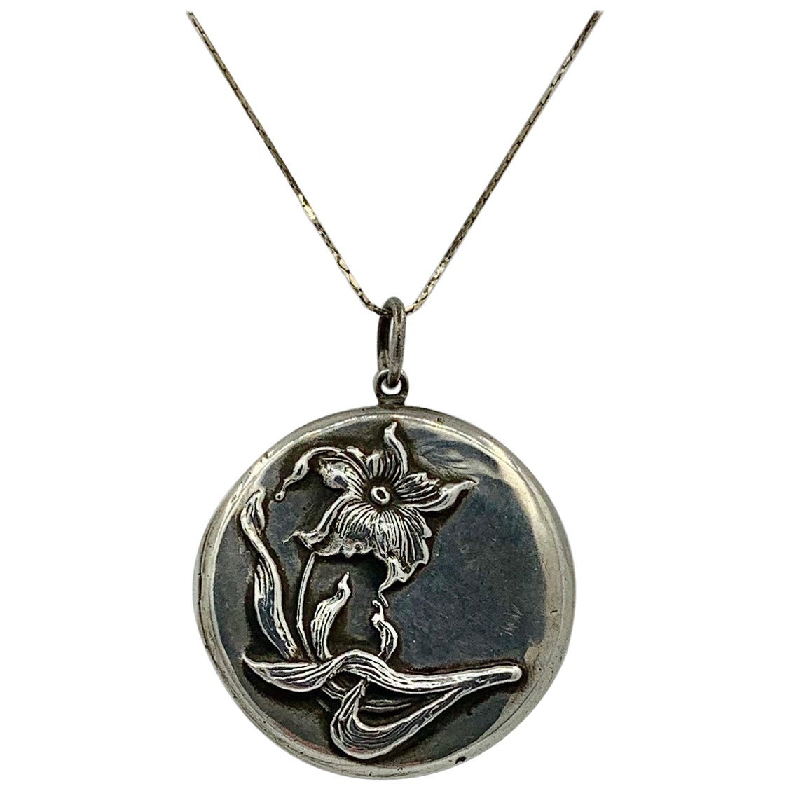 Art Nouveau Sterling Silver Lily Flower Locket Pendant Necklace Circa 1910