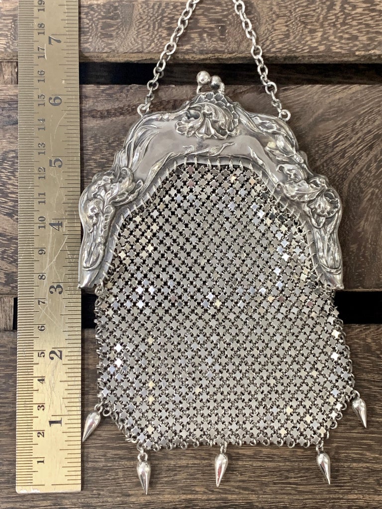 Art Nouveau Sterling Silver Mesh Coin Purse Handbag For Sale at 1stDibs