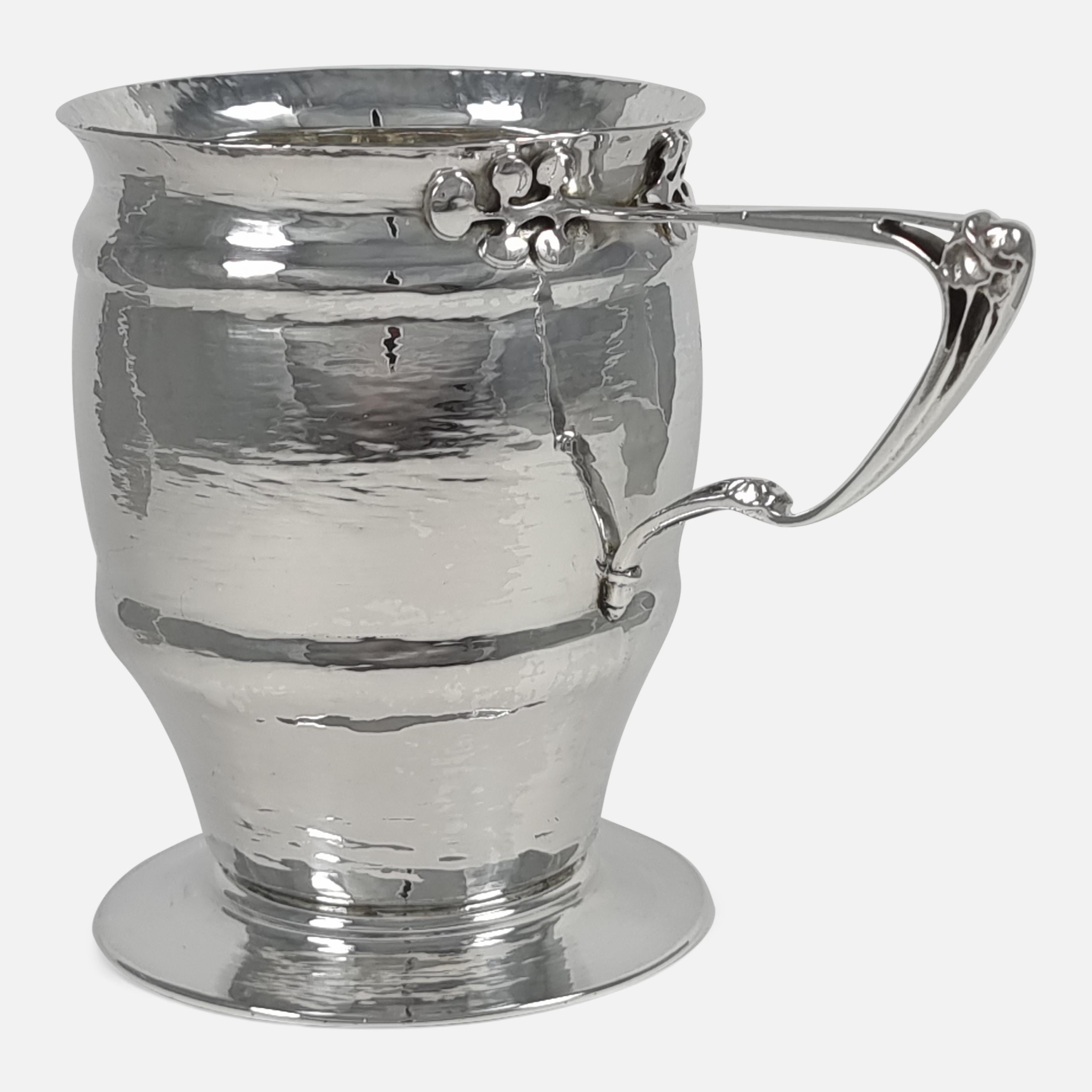 British Art Nouveau Sterling Silver Mug, Mappin & Webb, 1905 For Sale