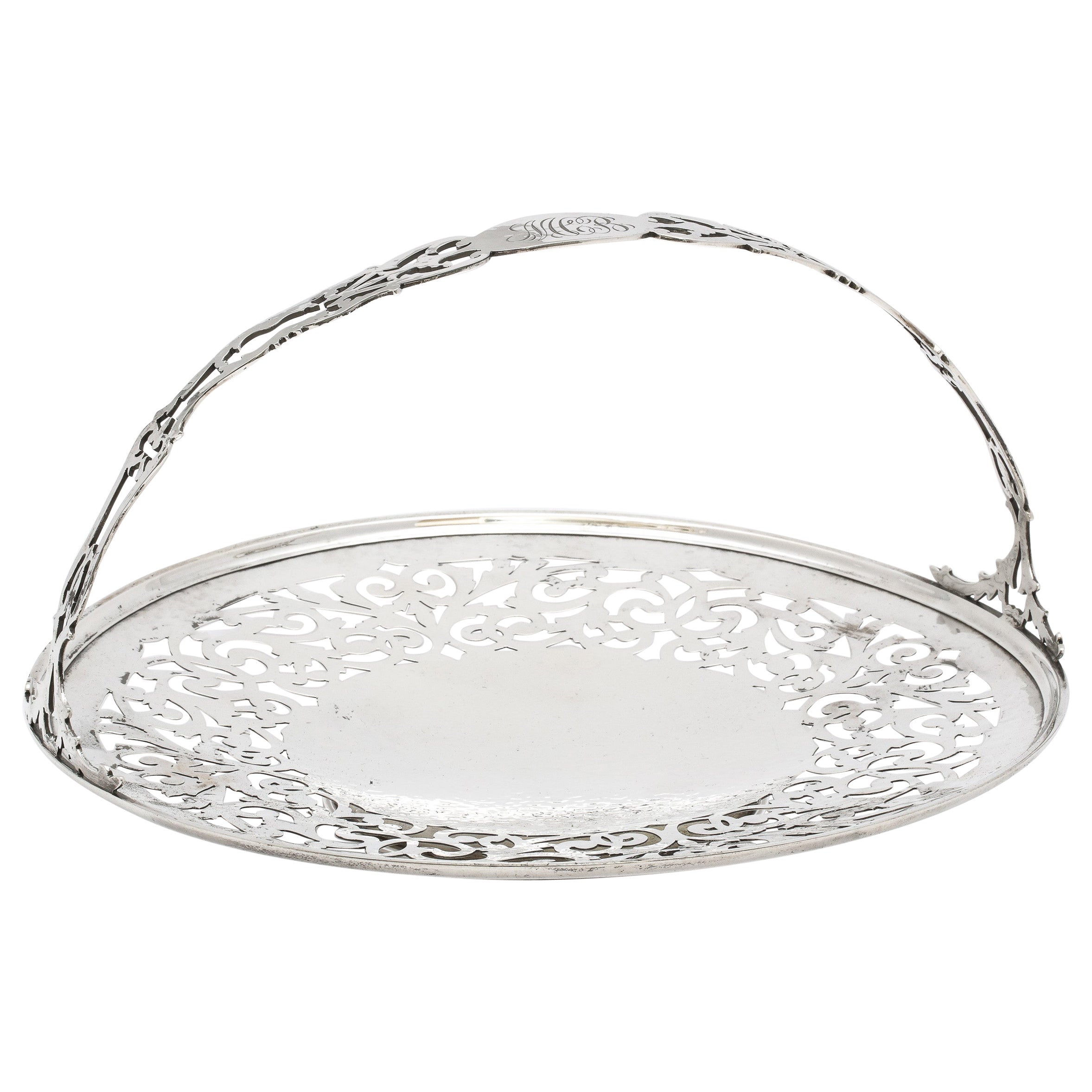 Jugendstil-Keramik/Cookie-Korb/Platte aus Sterlingsilber mit Sockel durchbrochen im Angebot