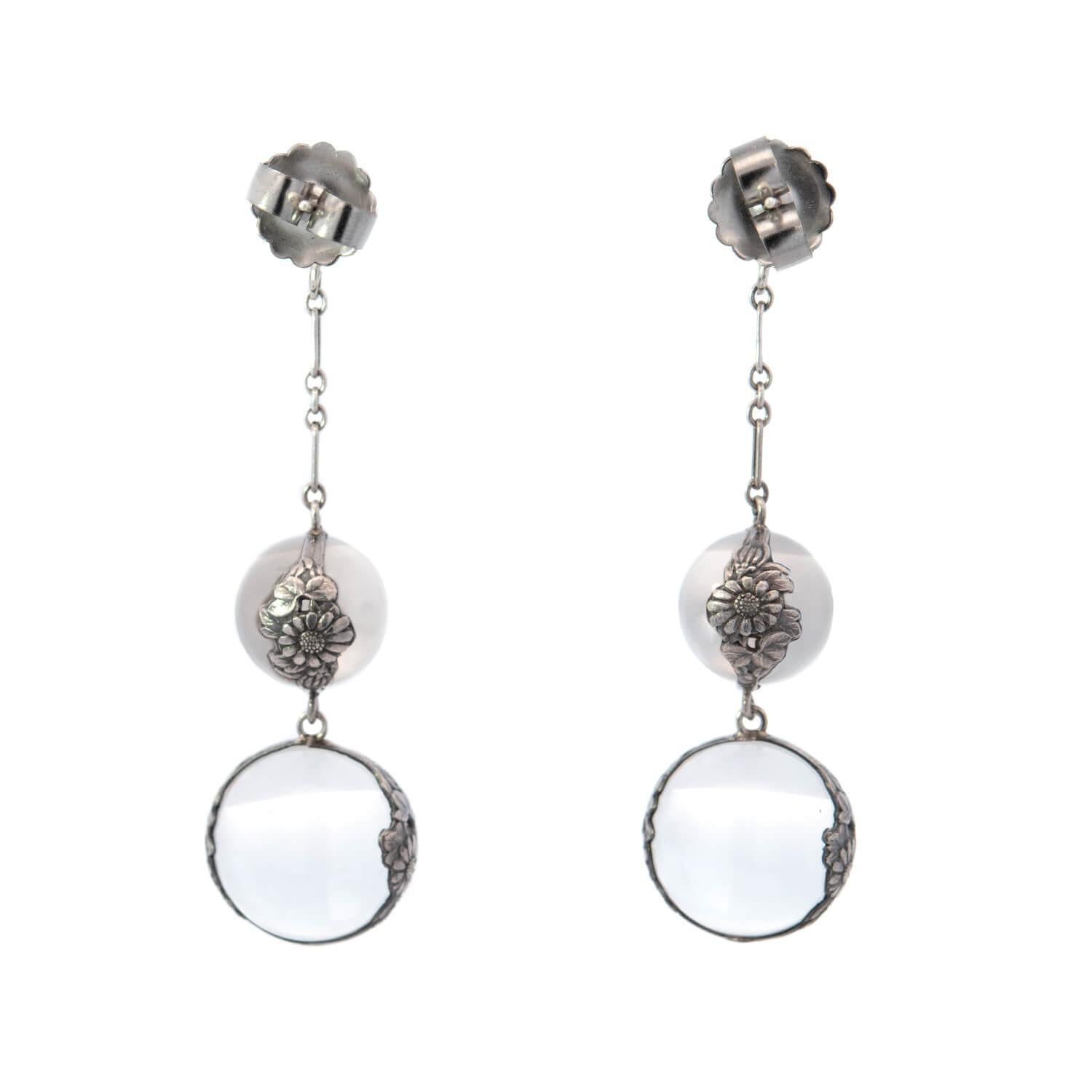 Taglio rotondo Orecchini Art Nouveau in argento sterling con cristalli di quarzo roccioso e piscine di luce in vendita