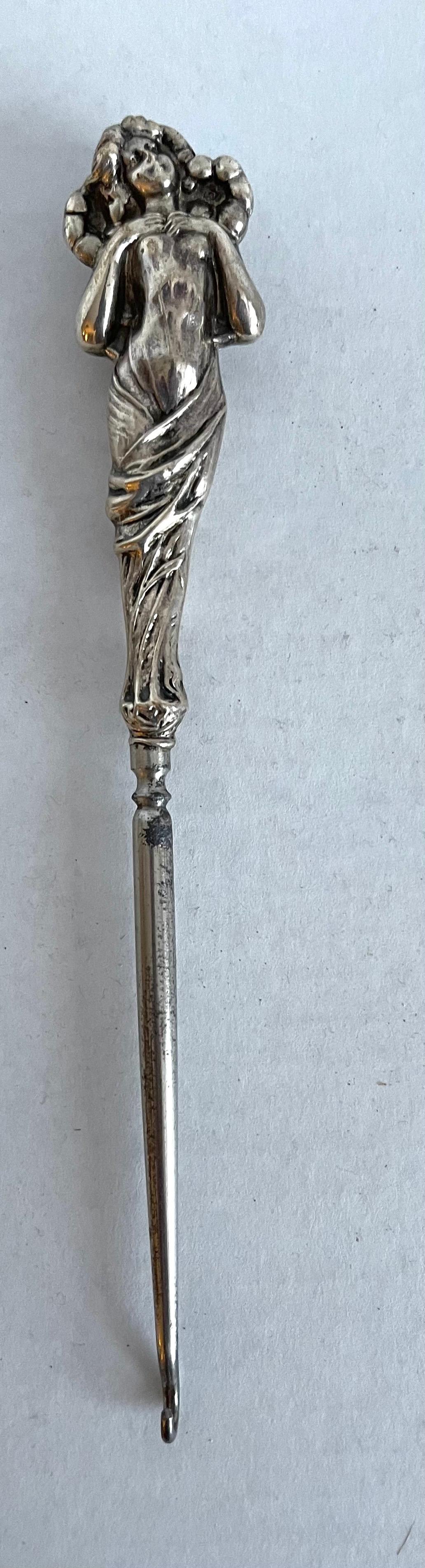Art Nouveau Sterling Vanity Instruments, Set of 3 In Good Condition For Sale In Stamford, CT