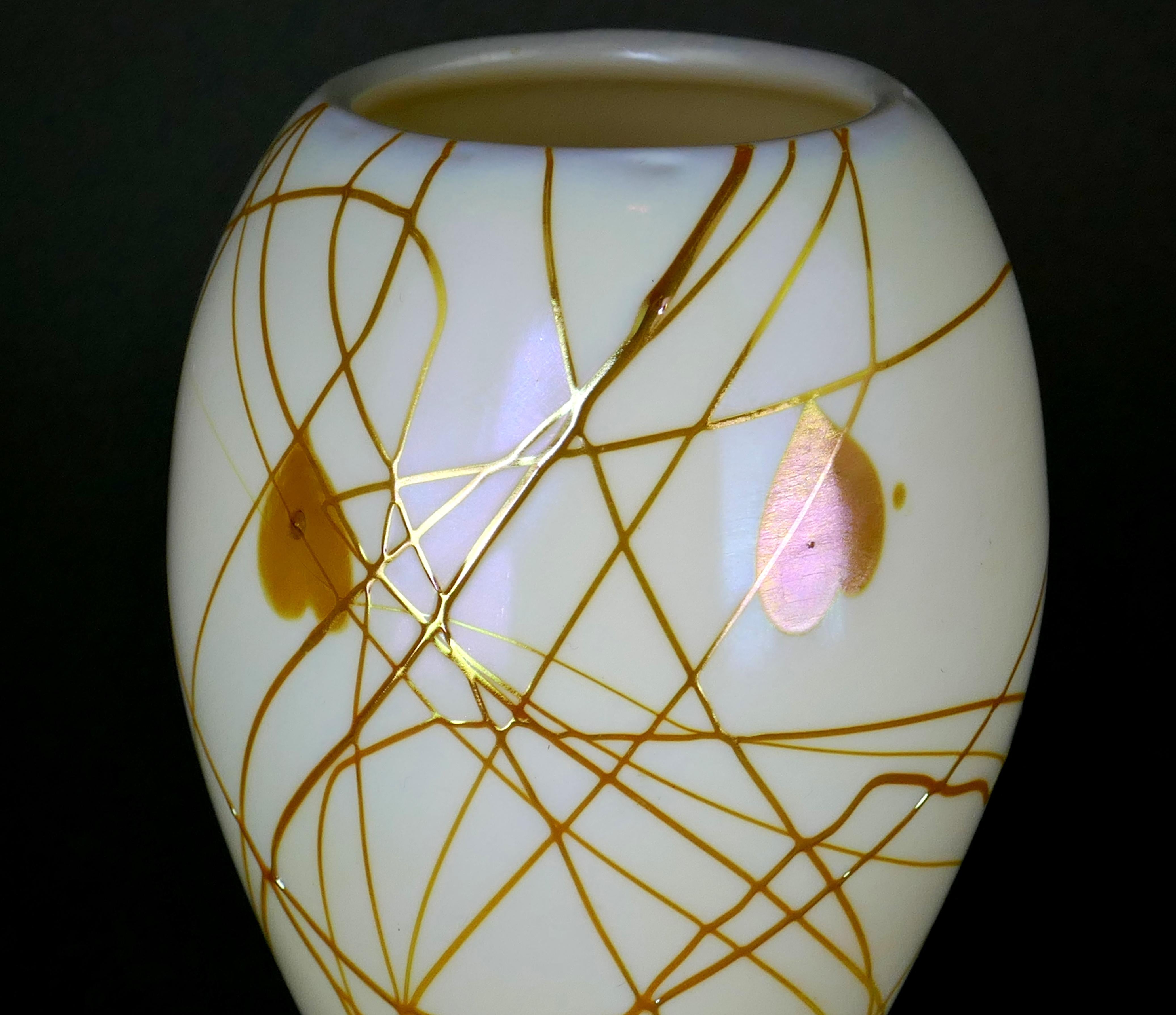 North American Art Nouveau Steuben Gold Aurene Heart & Vine Glass Vase