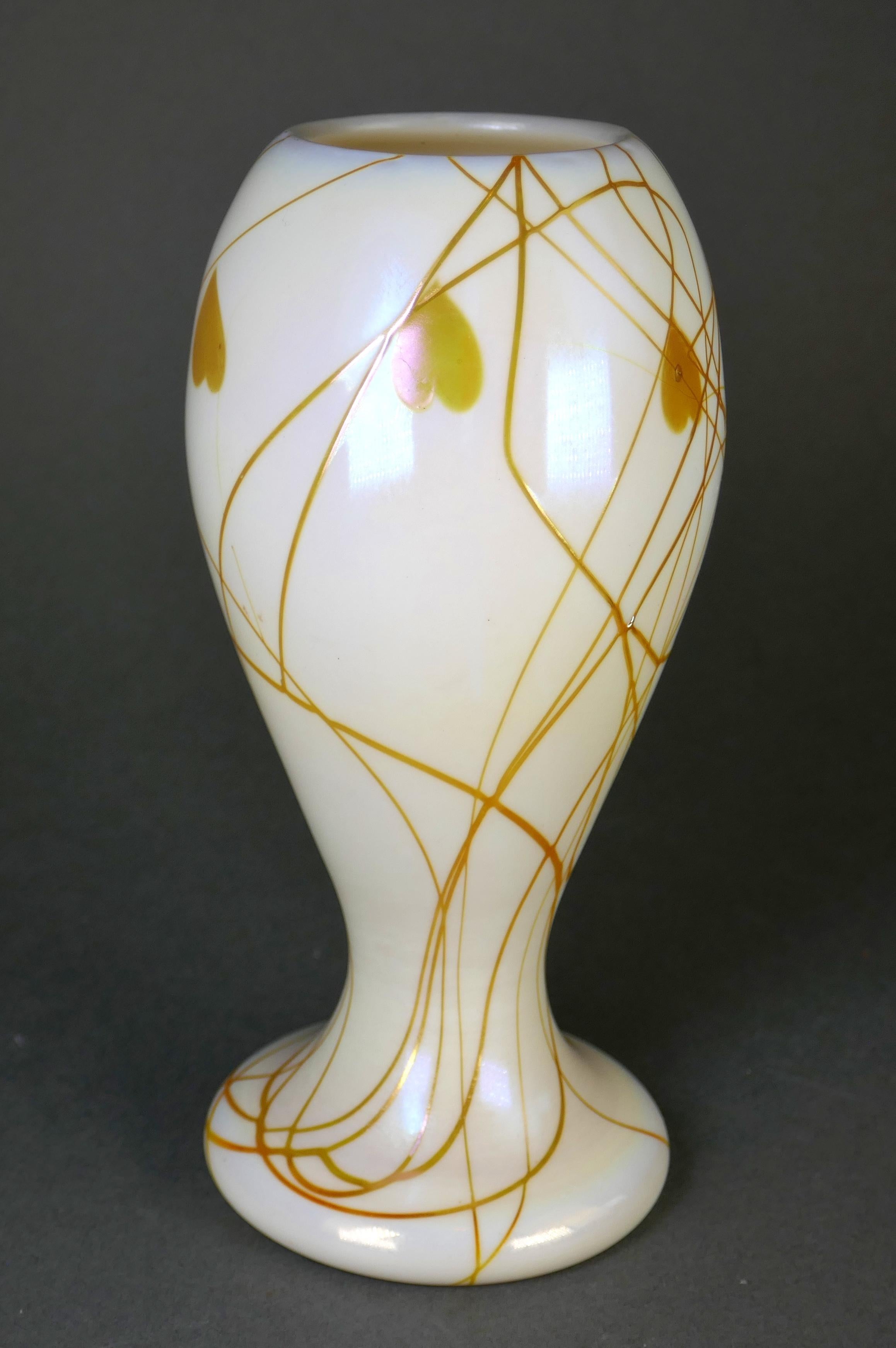 Art Nouveau Steuben Gold Aurene Heart & Vine Glass Vase 2