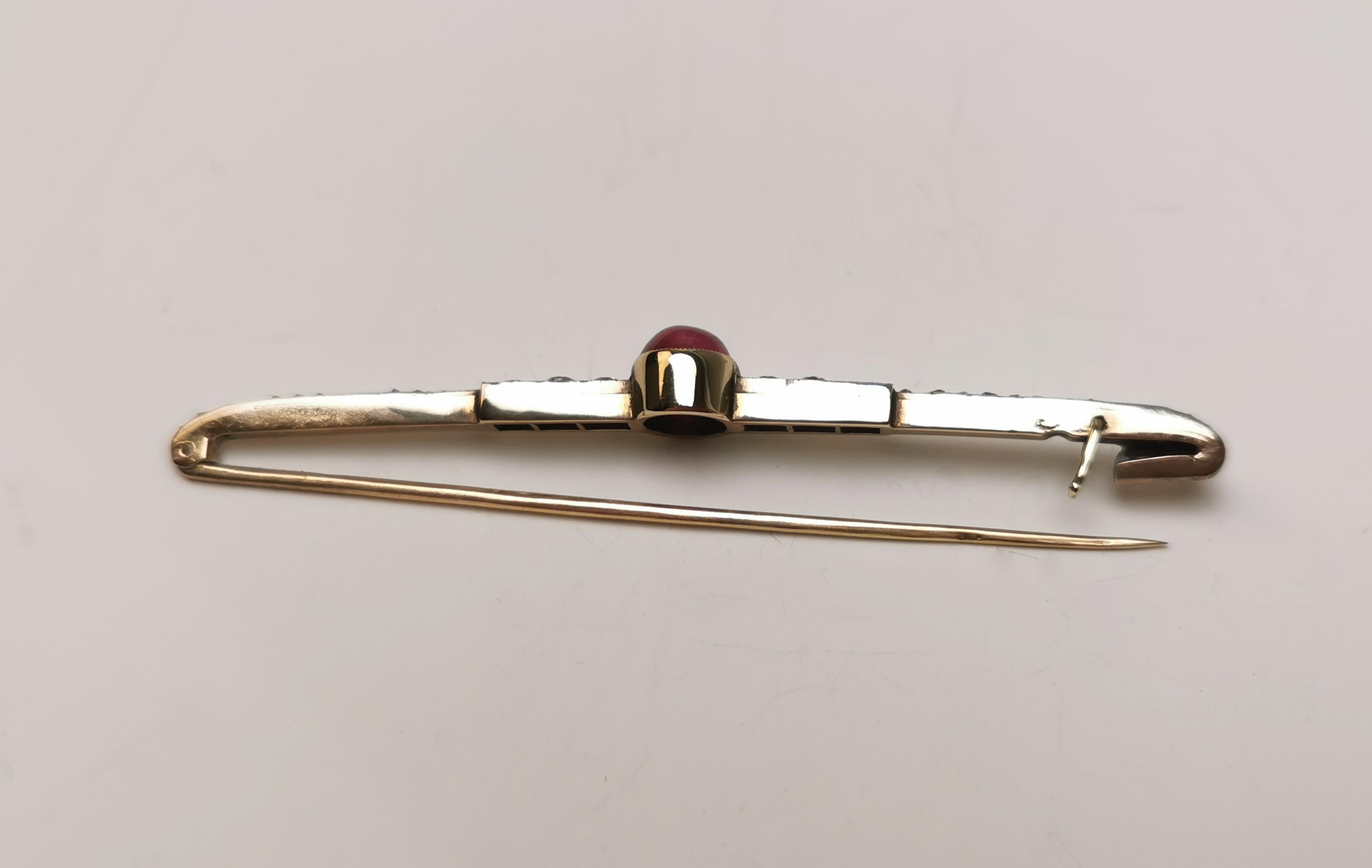 Old European Cut Art Nouveau Stick Brooch Gold 585 Ruby Cabochon Diamonds 0.55 Carat, Vienna 1900
