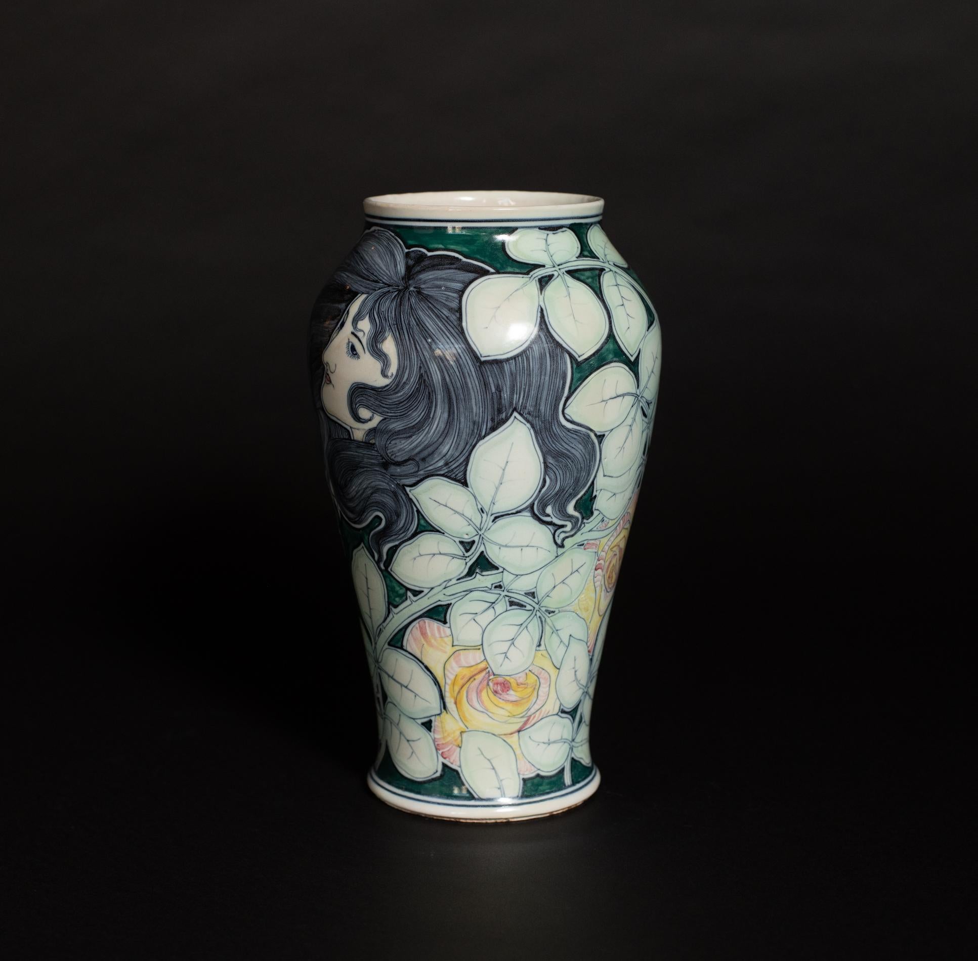 Vernissé Vase portrait Art Nouveau Stile Liberty de Galileo Chini en vente