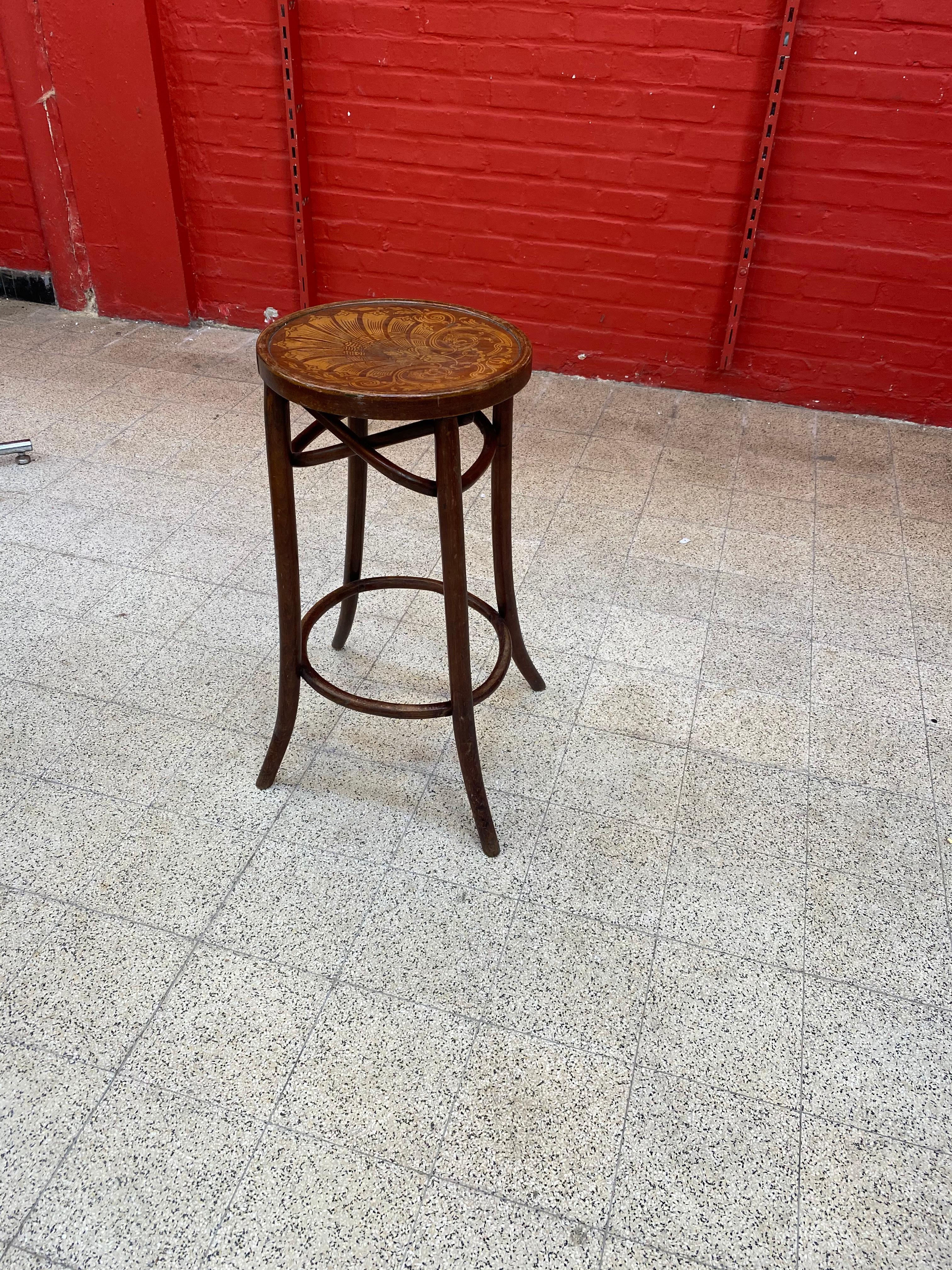 20th Century Art Nouveau Stool in the Style of Thonet, circa 1930 For Sale