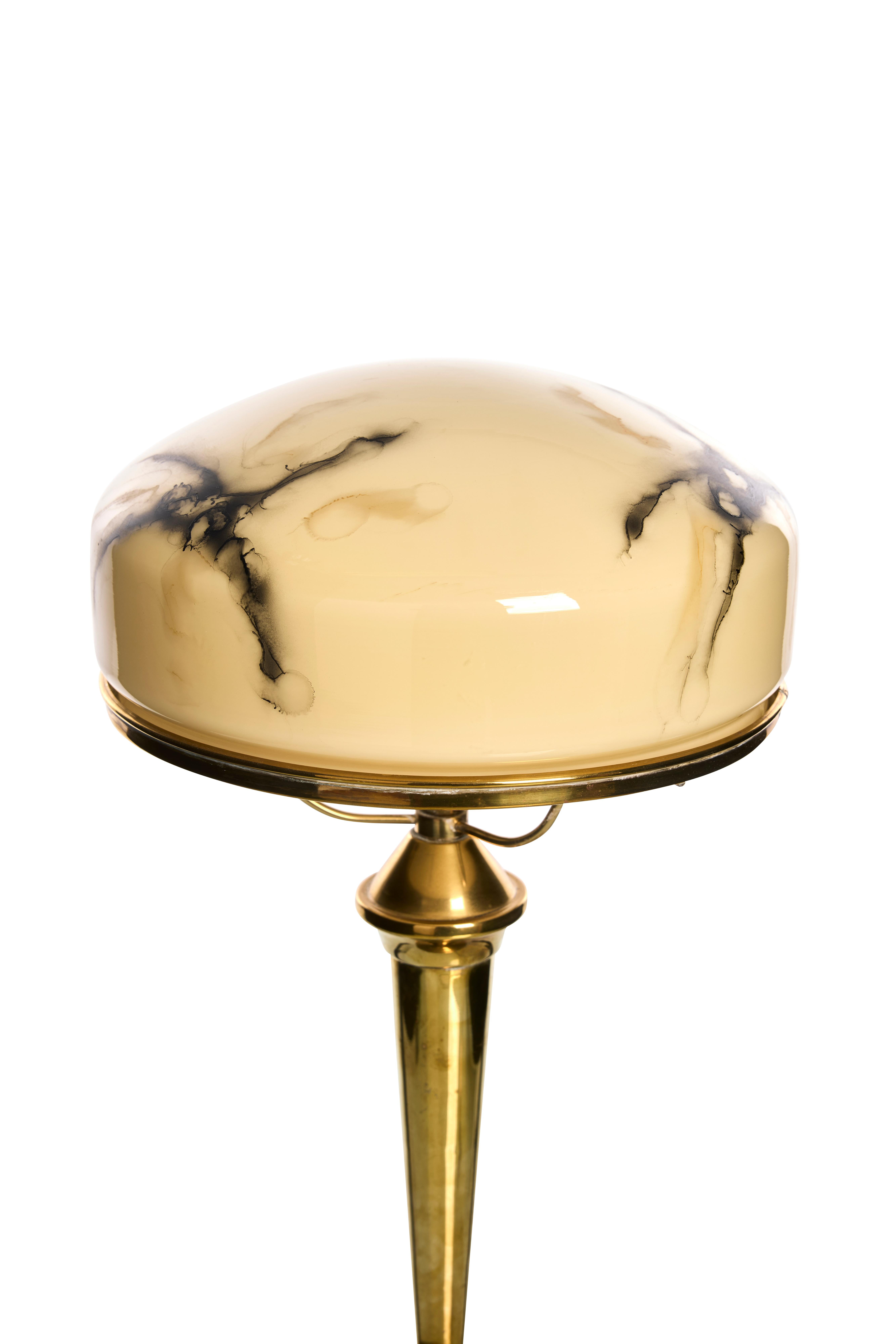 Art Nouveau Stringberg Table Lamp in Brass, Sweden, 1920s In Good Condition For Sale In Göteborg, SE