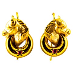 Ohrstecker im Jugendstil, 0,10 Karat Rubin Gelbgold Ohrstecker "Horse""