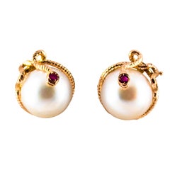 Art Nouveau Style 0.12 Carat Ruby Mabe Pearl Yellow Gold Dangle "Snake" Earrings