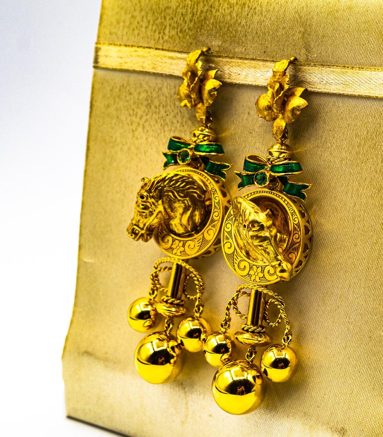 Women's or Men's Art Nouveau Style 0.20 Carat Emerald Enamel Yellow Gold Drop 