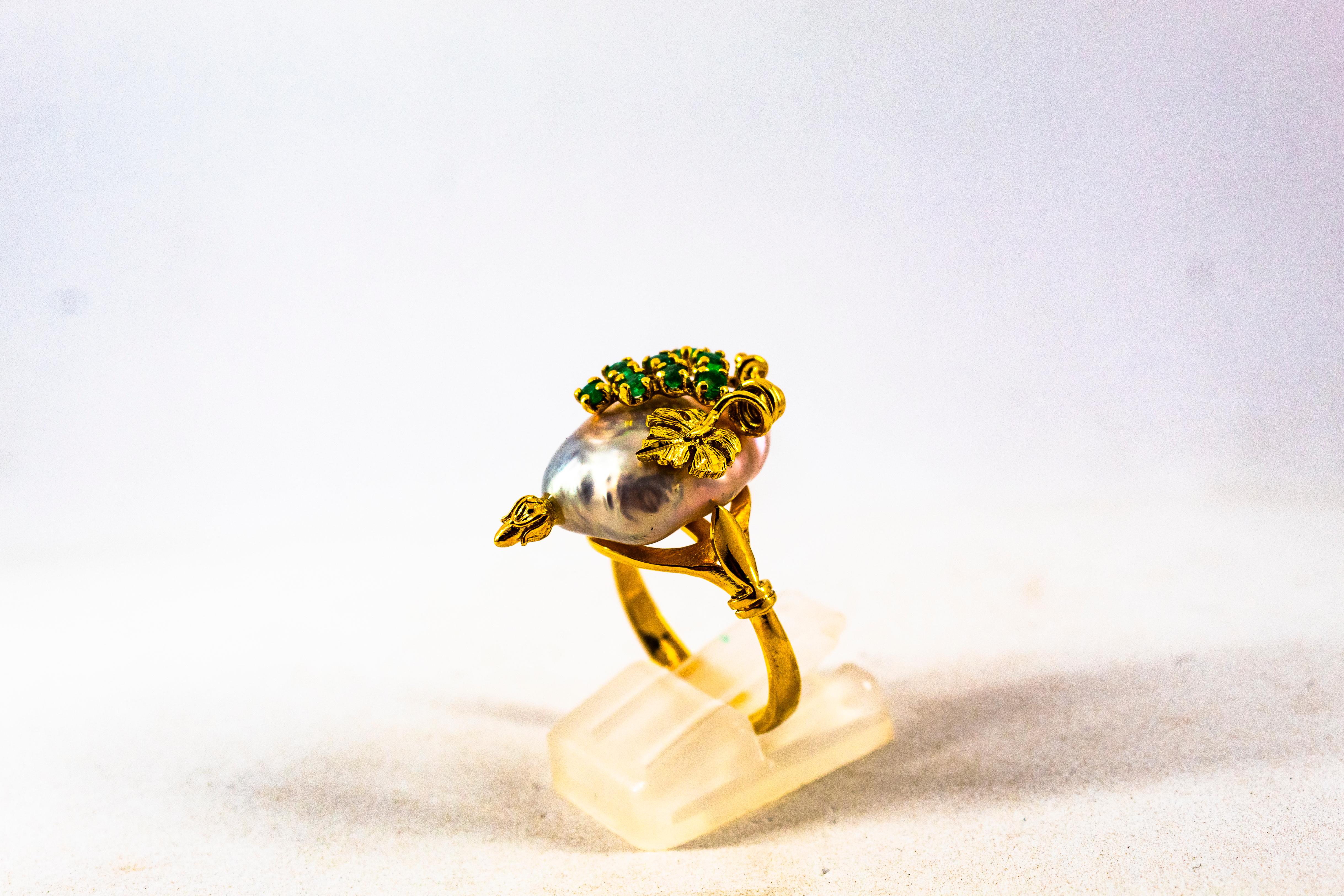 Brilliant Cut Art Nouveau Style 0.20 Carat Emerald Pearl Yellow Gold Cocktail Ring