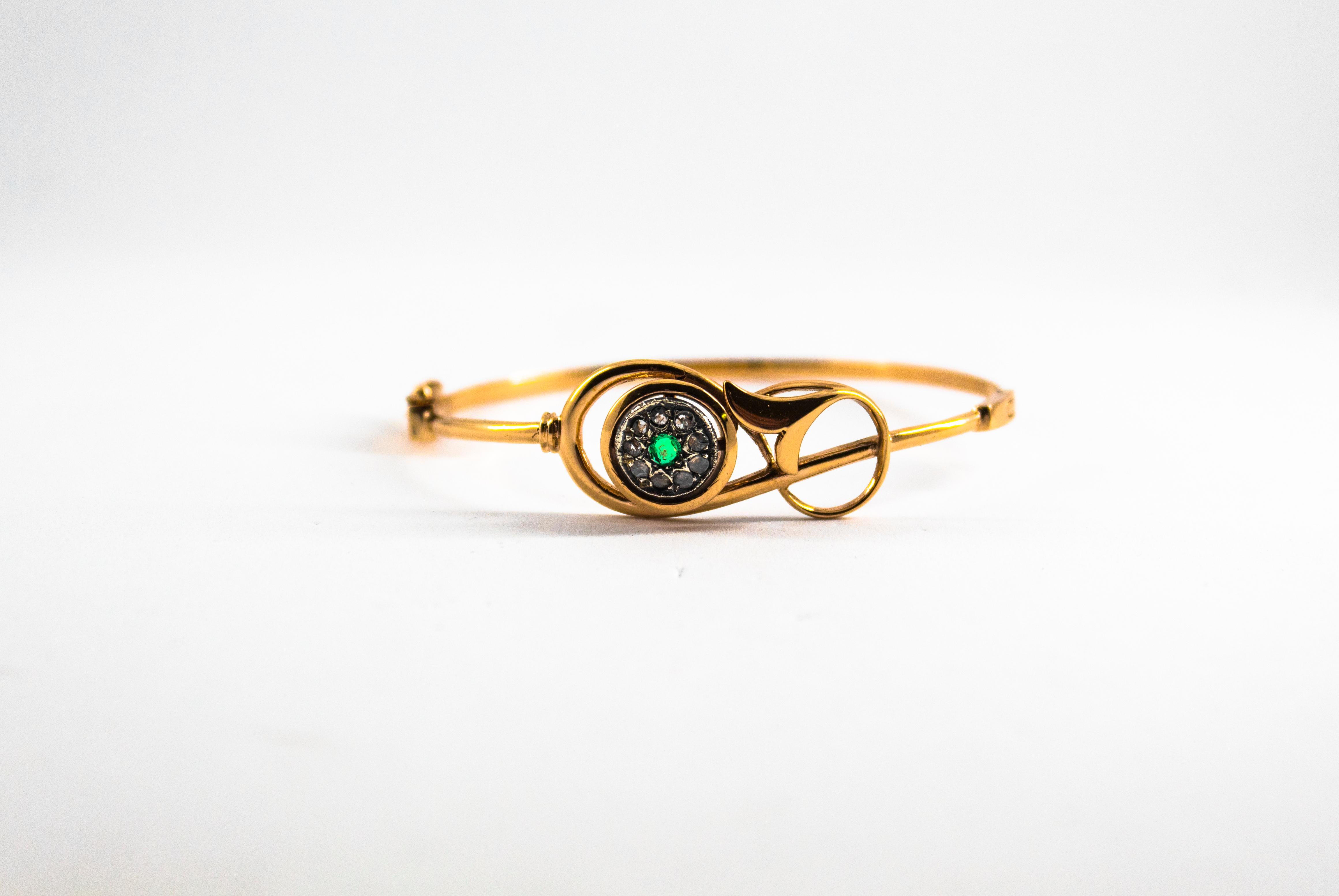 For any problems related to some materials contained in the items that do not allow shipping, please contact the seller with a private message to solve the problem.
We can ship every piece of our 1stdibs catalog worldwide.

This Bracelet is made of