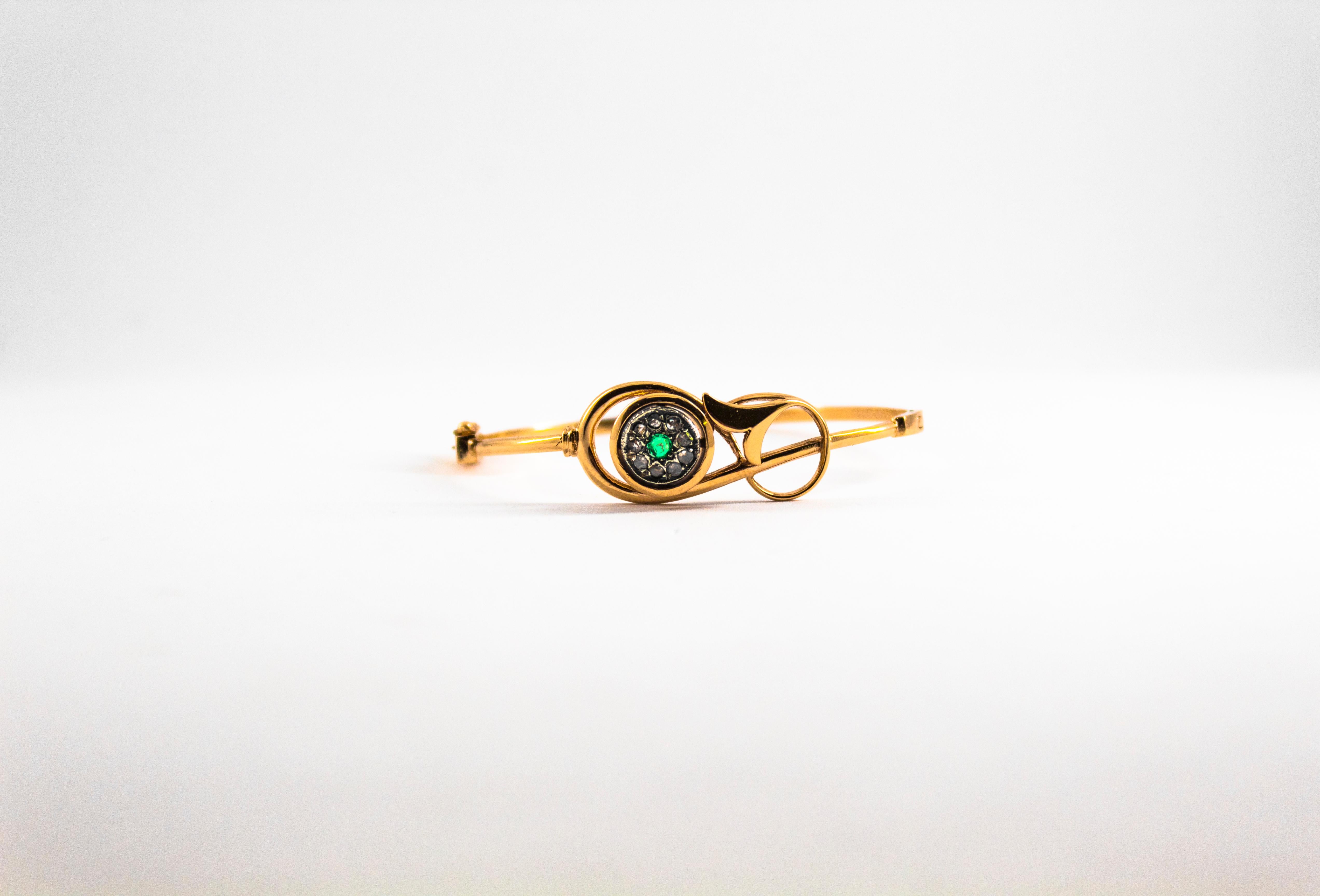 Rose Cut Art Nouveau Style 0.25 Carat White Diamond Emerald Yellow Gold Bangle Bracelet For Sale