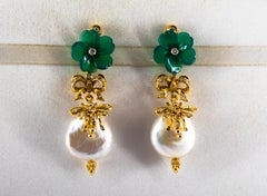 Art Nouveau Style 0.40 Carat White Diamond Agate Pearl Yellow Gold Stud Earrings