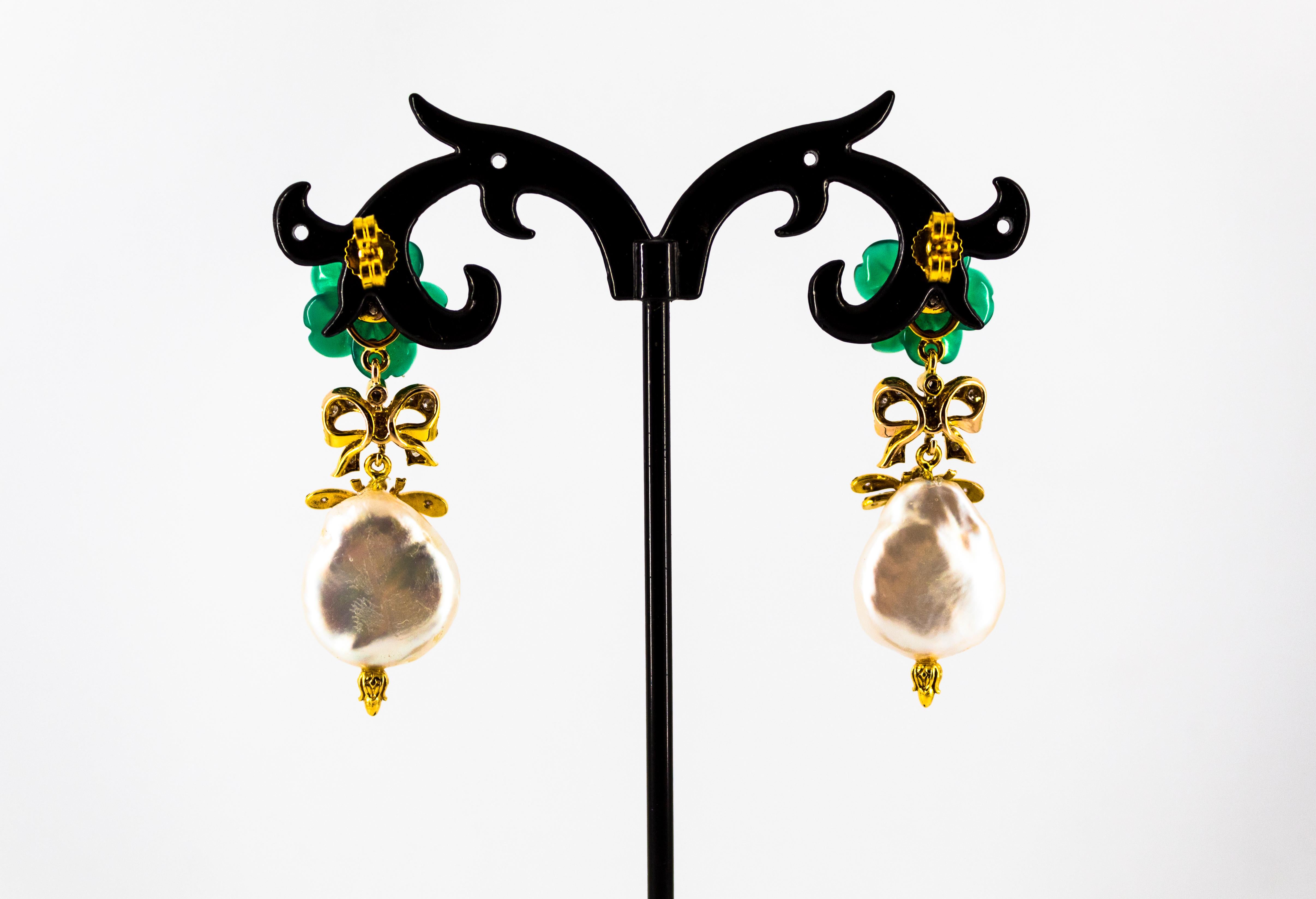 Art Nouveau Style 0.40 Carat White Diamond Agate Pearl Yellow Gold Stud Earrings For Sale 2