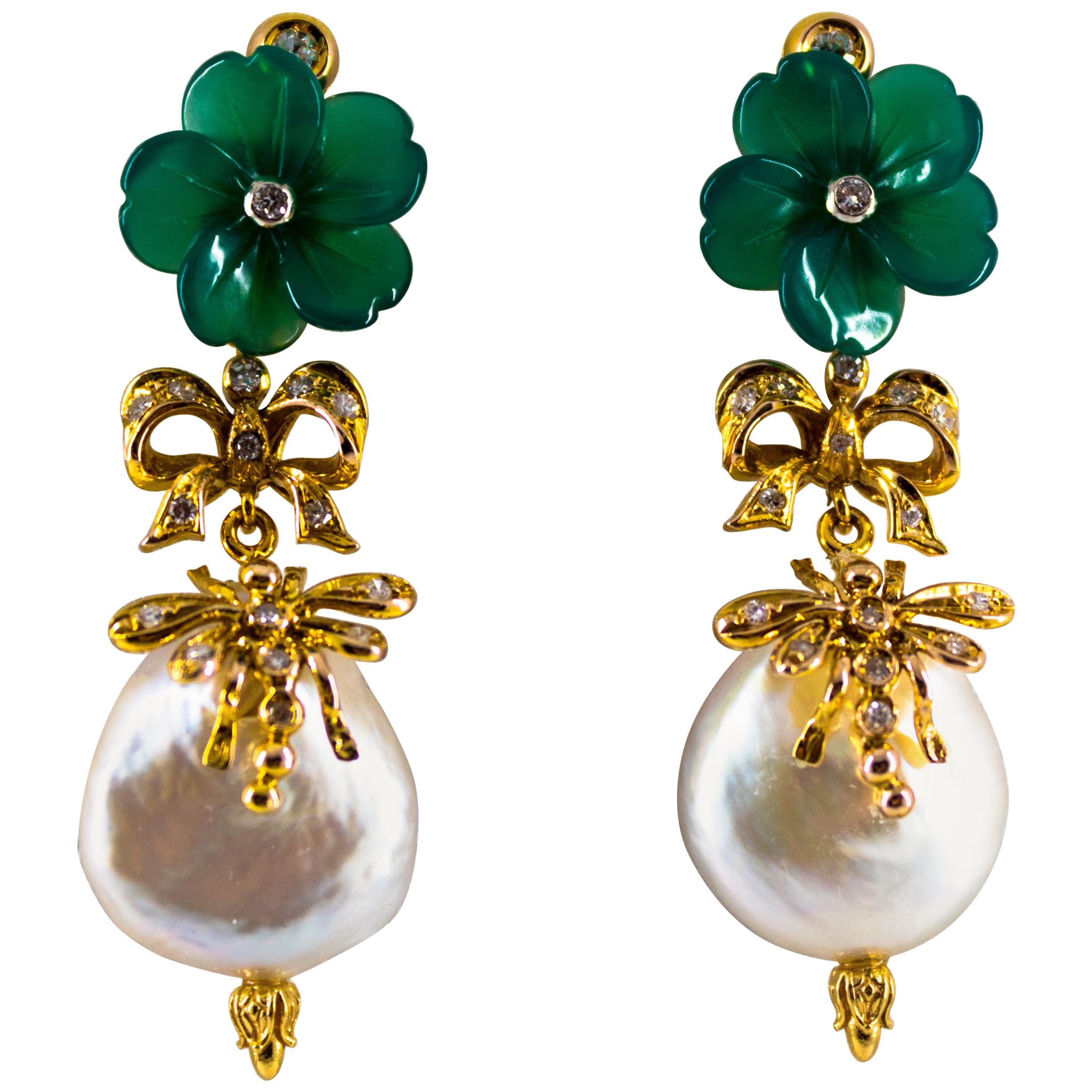 Art Nouveau Style 0.40 Carat White Diamond Agate Pearl Yellow Gold Stud