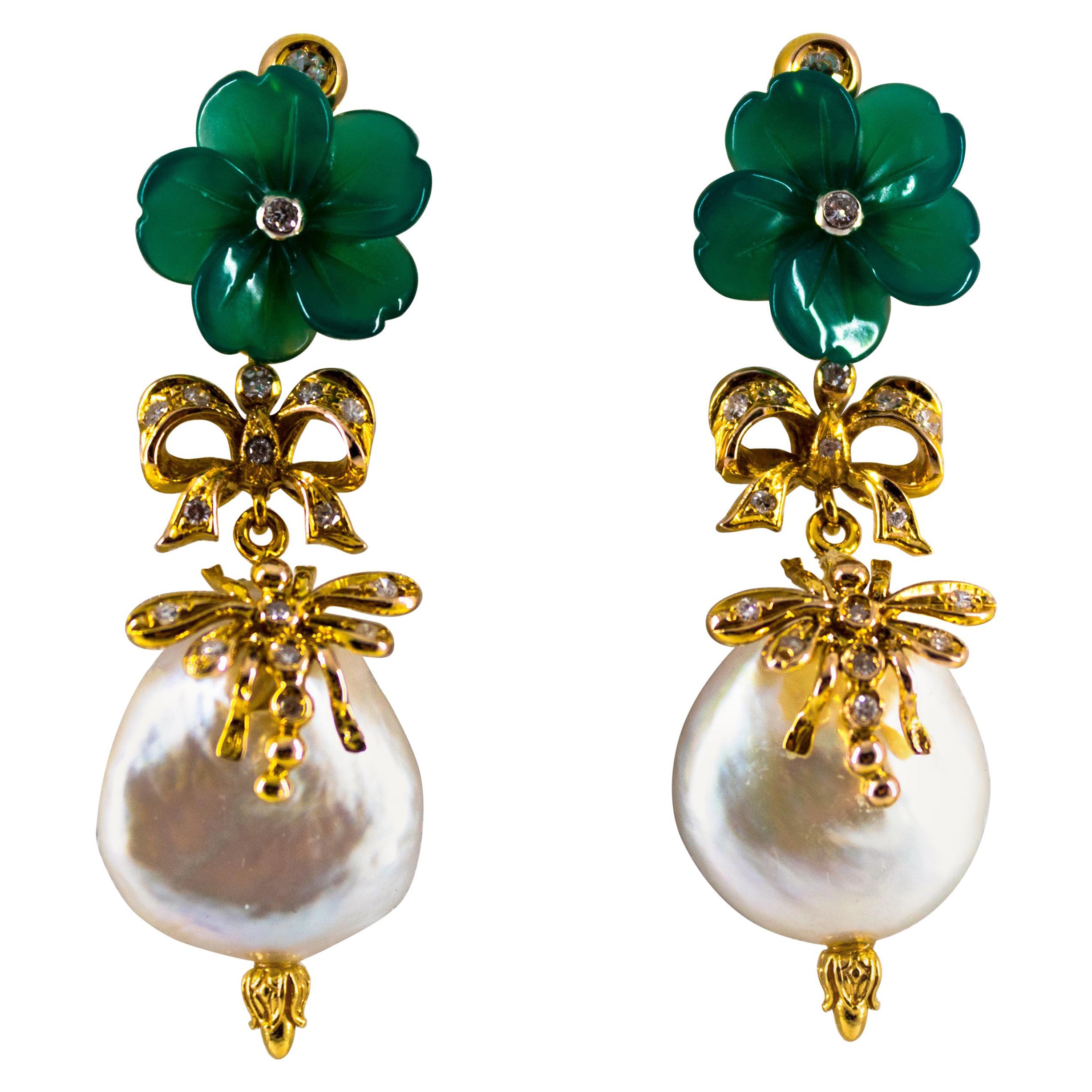 Art Nouveau Style 0.40 Carat White Diamond Agate Pearl Yellow Gold Stud Earrings For Sale