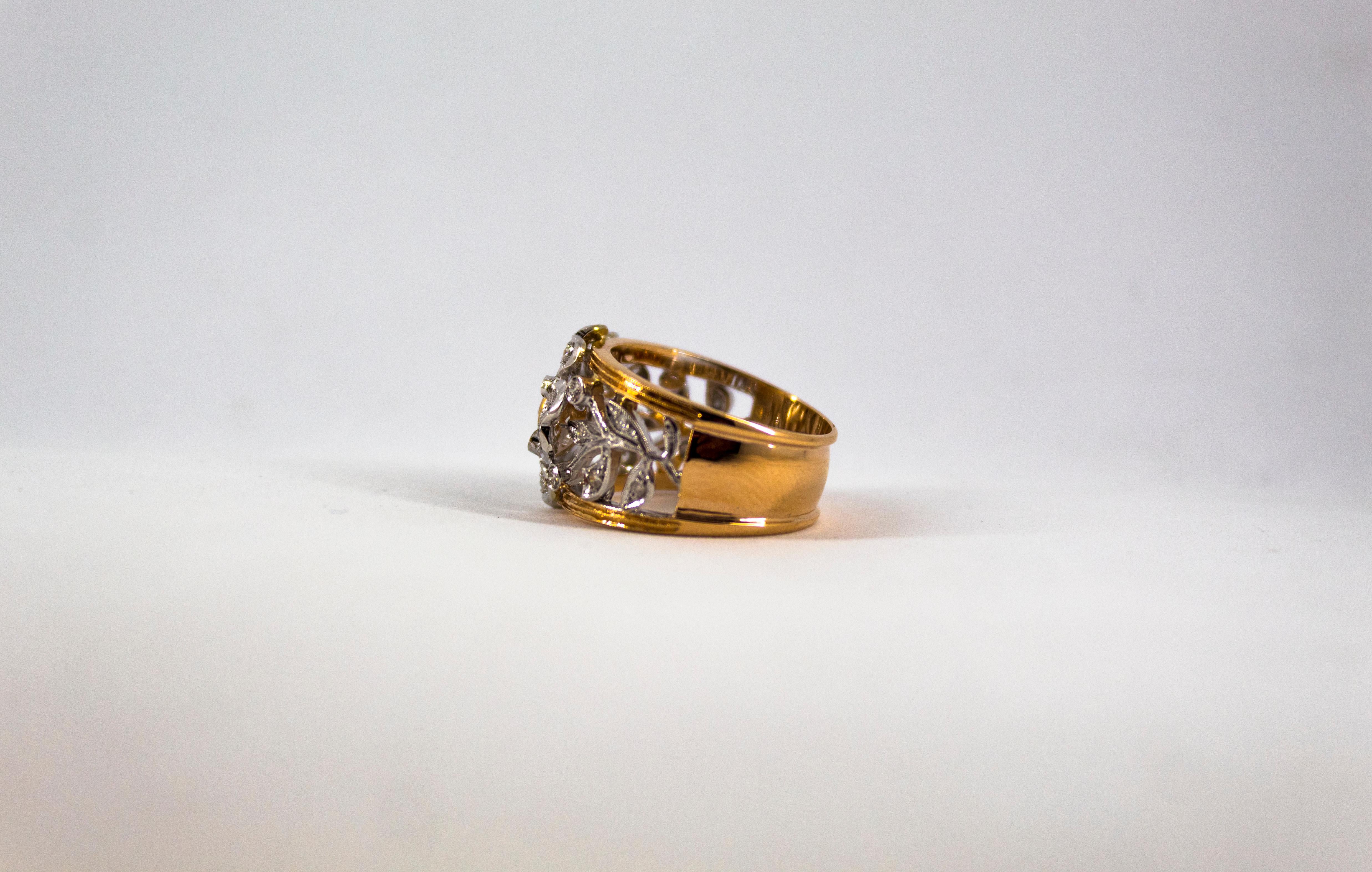 Bague Flowerer de style Art nouveau en or jaune avec diamants blancs de 0,70 carat en vente 3