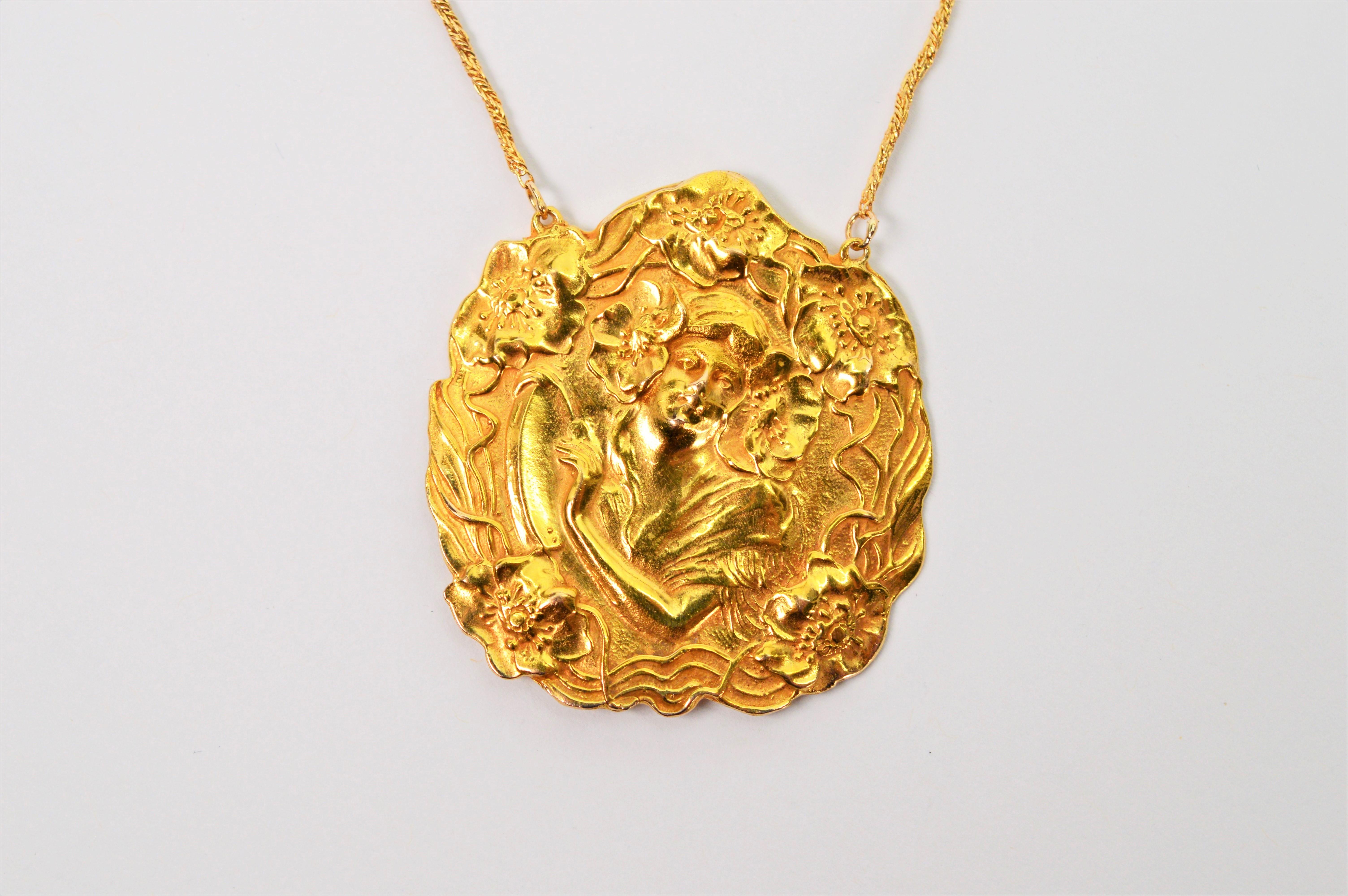 Collier pendentif en or jaune 14 carats de style Art nouveau en vente 1