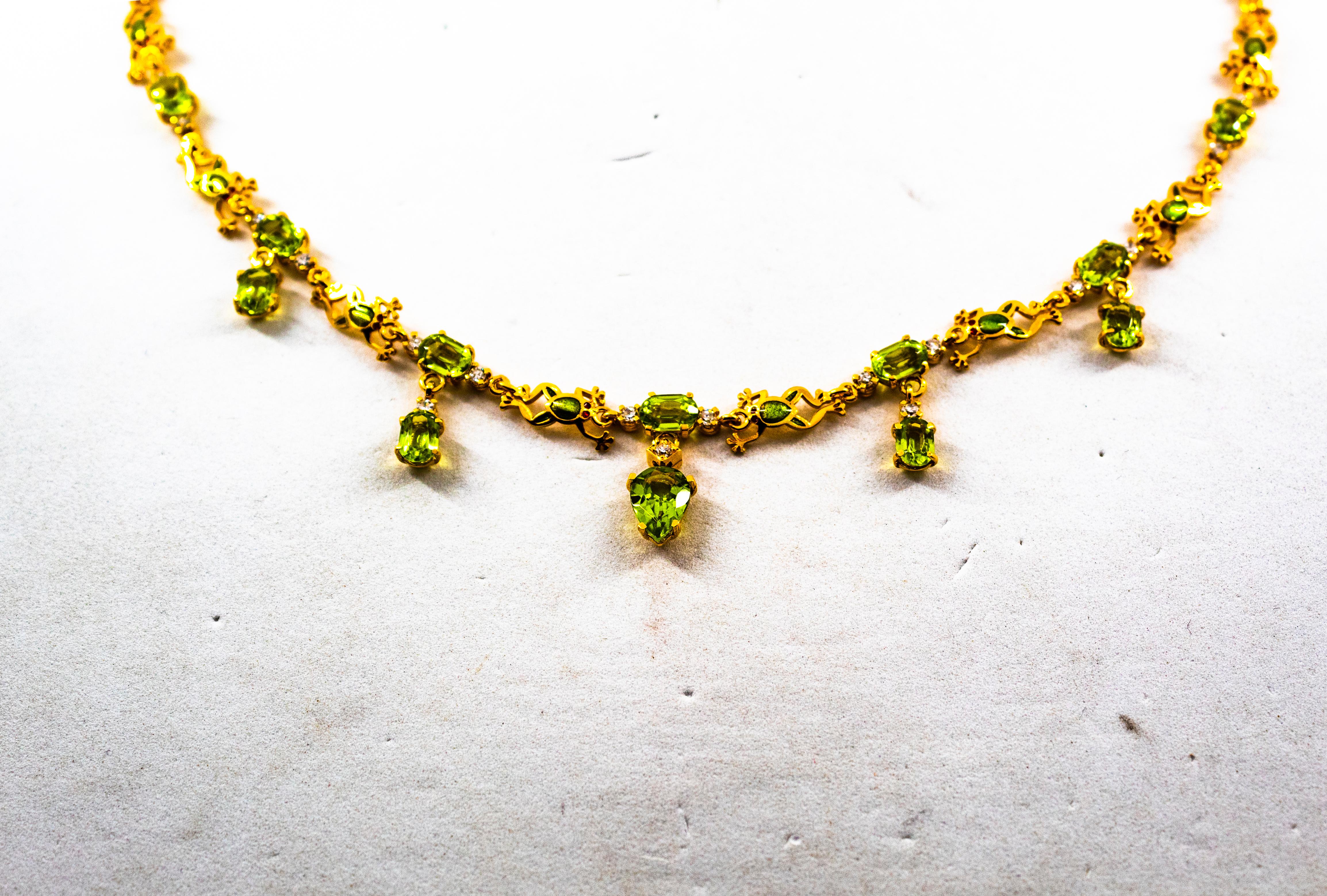 Taglio brillante Collana in oro giallo con smalto e diamanti bianchi da 14.89 carati in stile Art Nouveau in vendita
