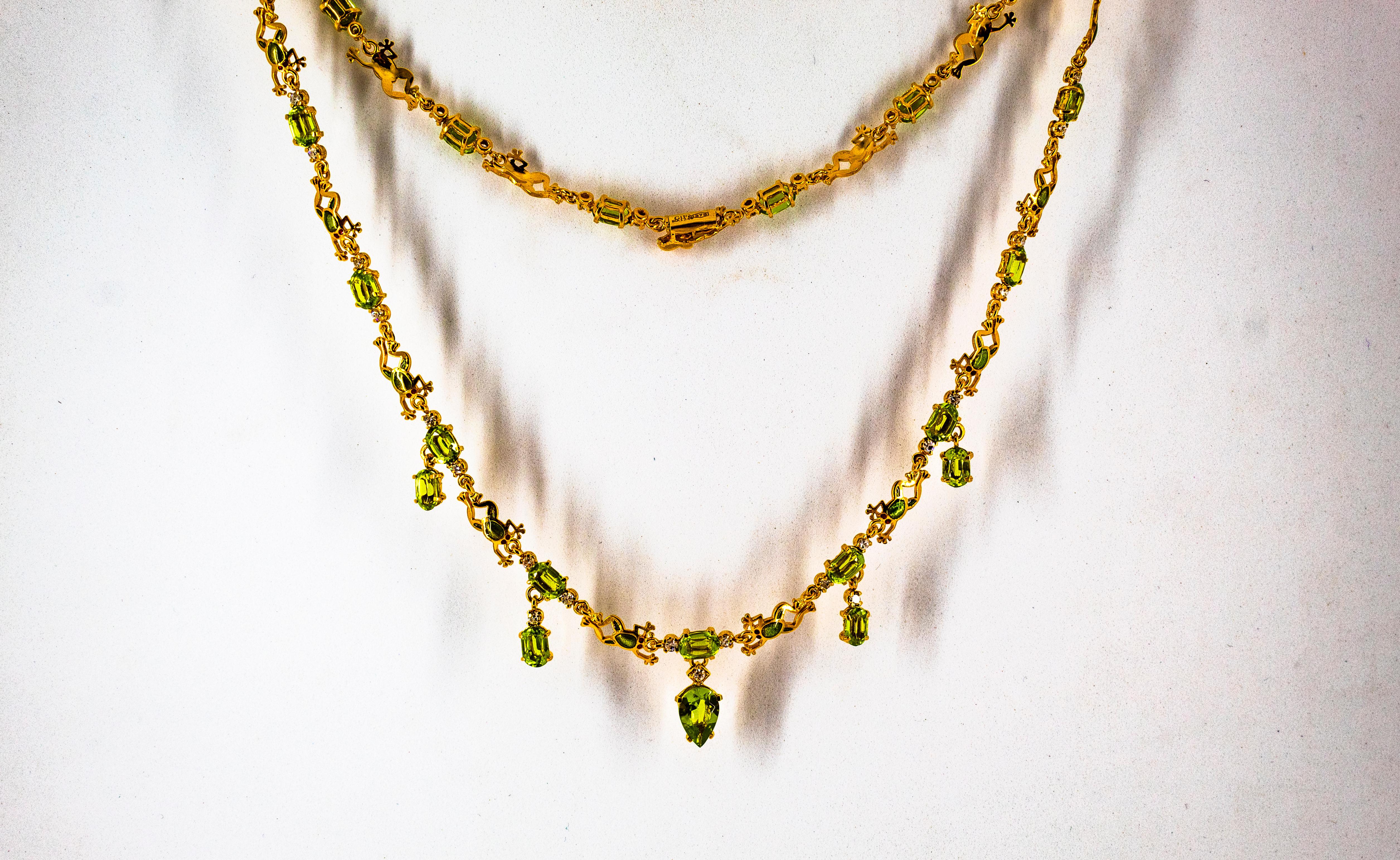 Collana in oro giallo con smalto e diamanti bianchi da 14.89 carati in stile Art Nouveau in vendita 4