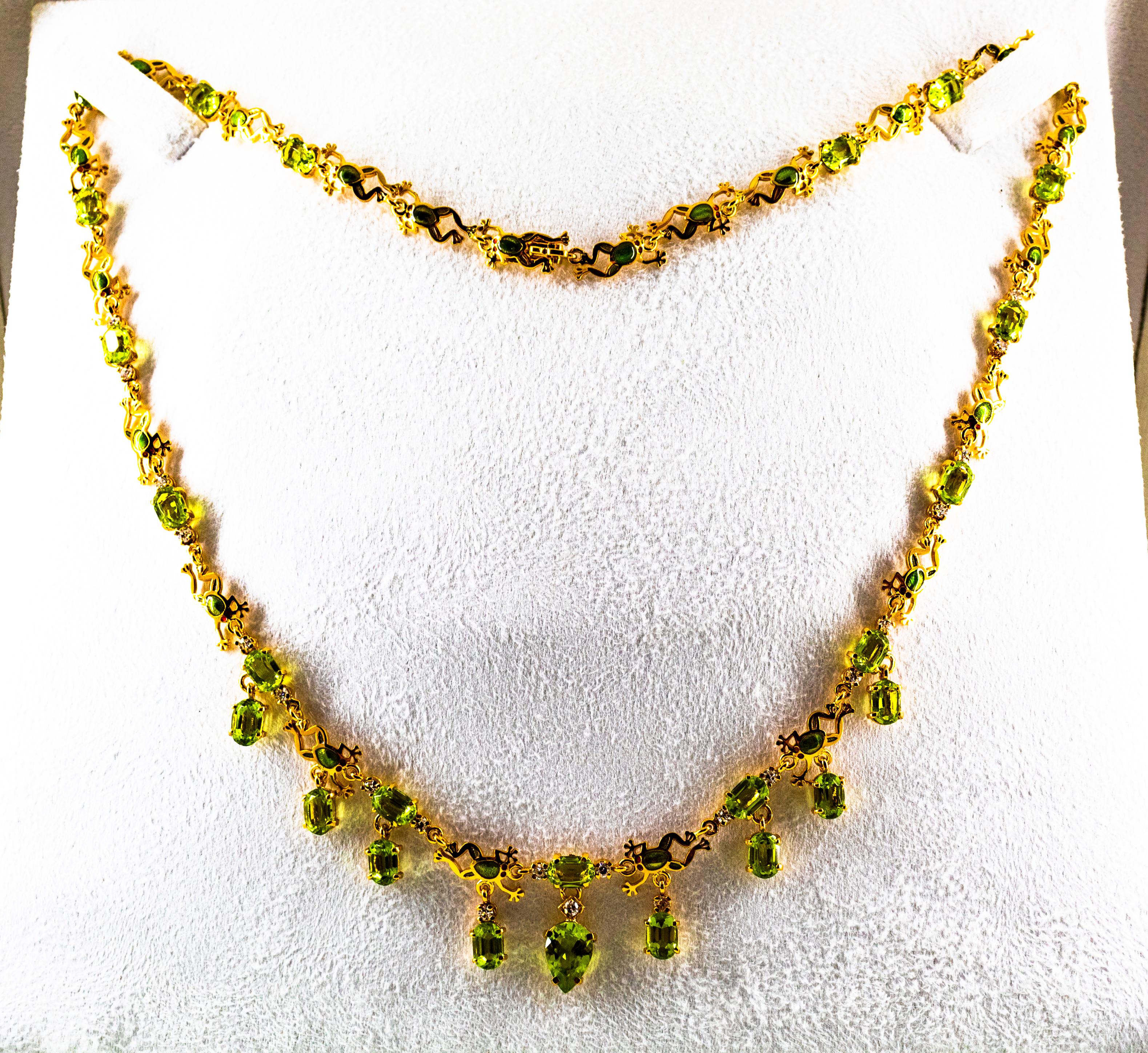 Collana in oro giallo con smalto e diamanti bianchi da 17,49 carati in stile Art Nouveau in vendita 8