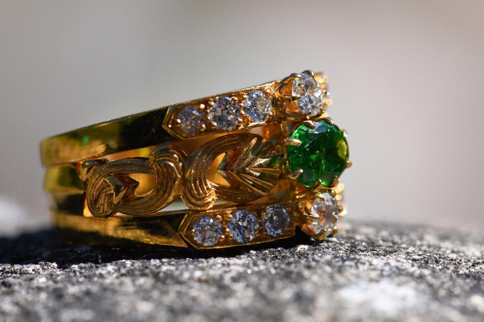 Art Nouveau Style 18 Karat Gold Demantoid Garnet and Diamond Ring In Excellent Condition In Banbury, GB