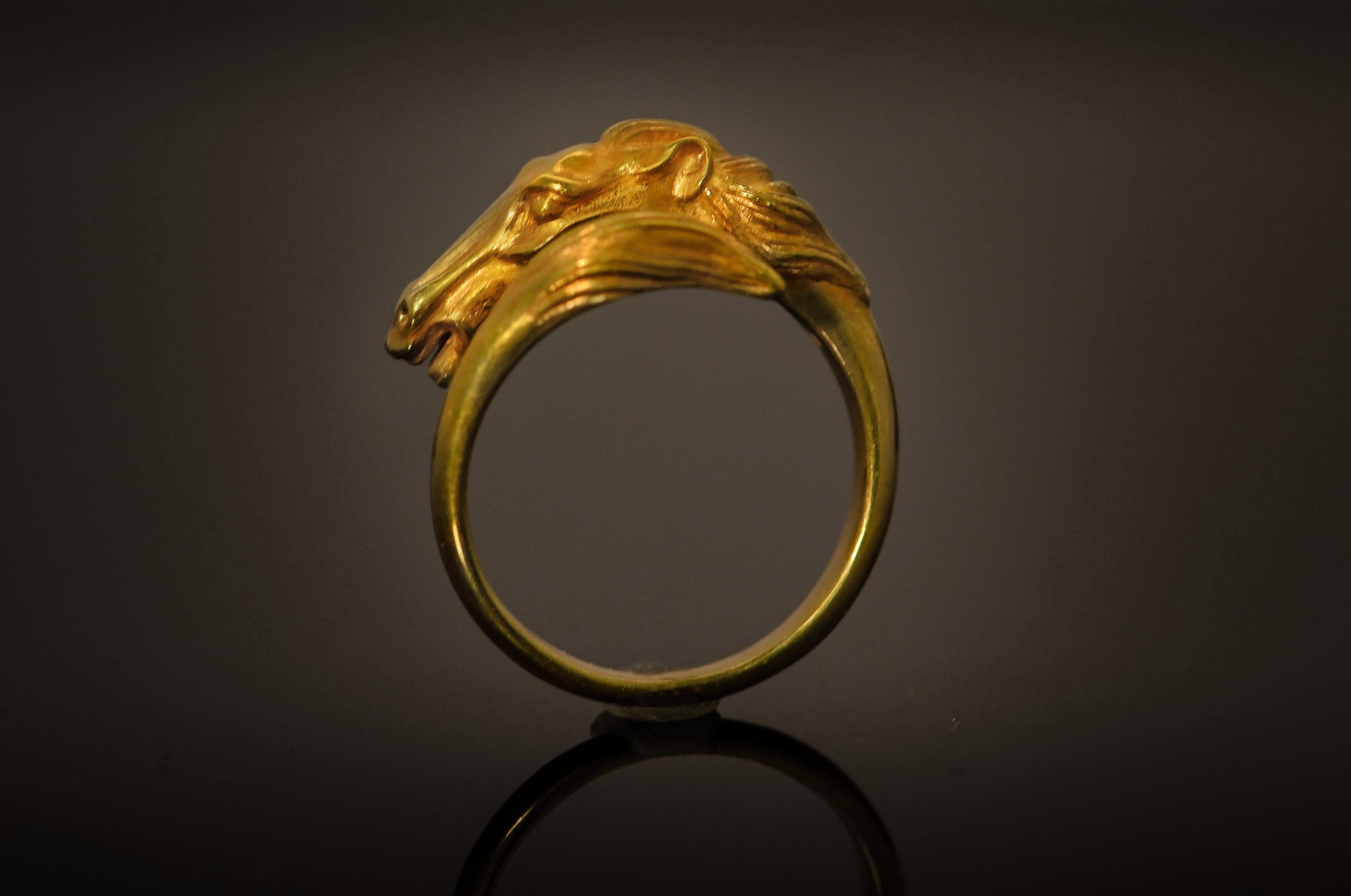 Women's or Men's Art Nouveau Style 18 Karat Gold Horse Head Crossover Ring