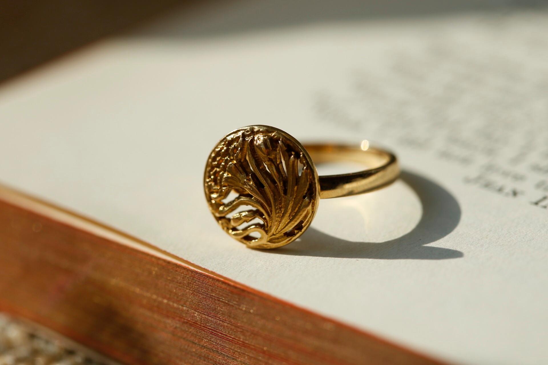 Art Nouveau Style Floral 18 Karat Gold Ring 1