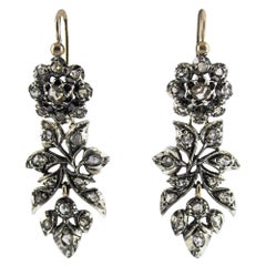 Boucles d'oreilles en goutte de style Art nouveau en or jaune avec diamants blancs taille rose de 1,80 carat