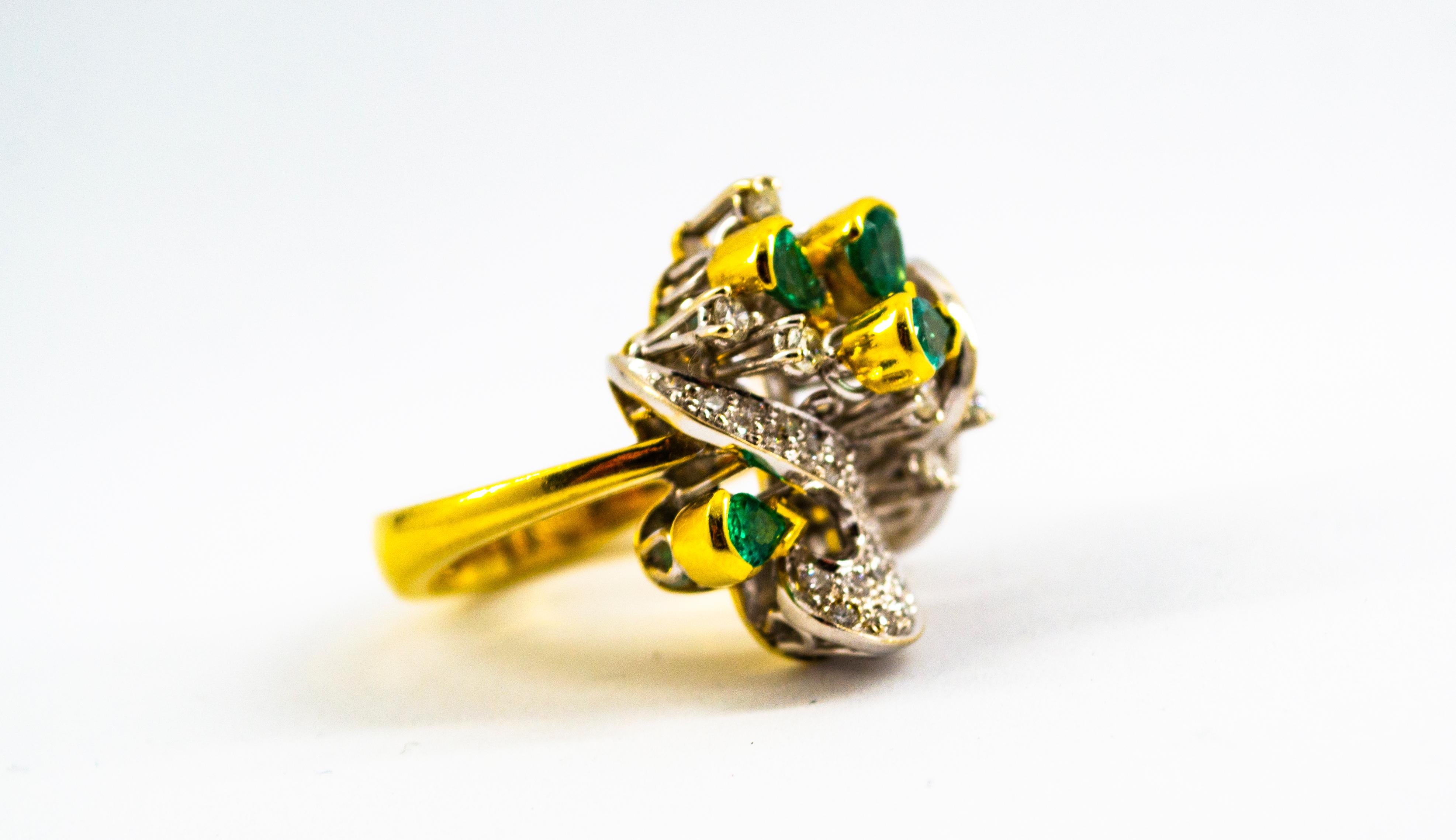Bague cocktail de style Art nouveau en or jaune avec diamant blanc de 2,50 carats et émeraude 4