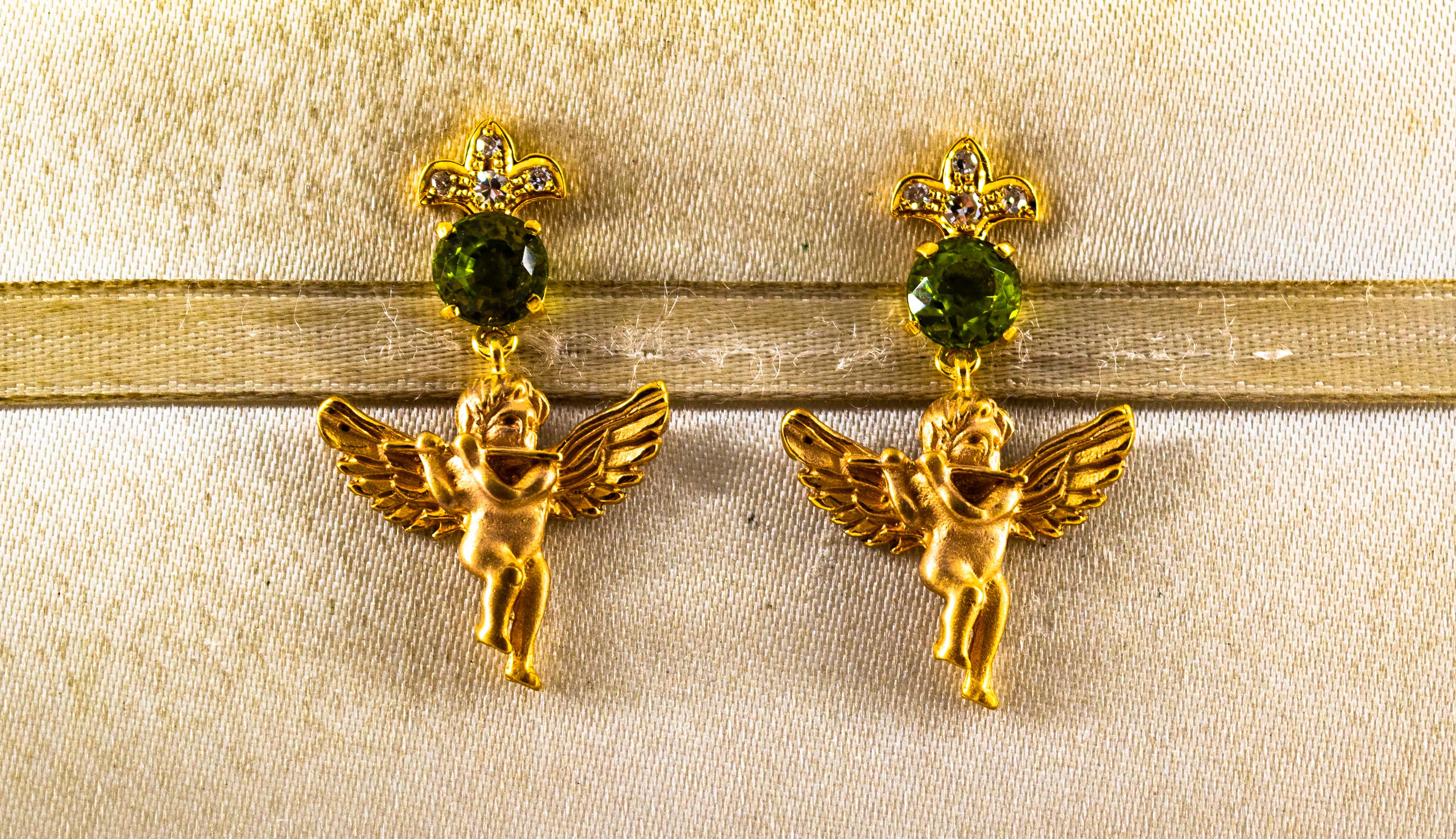 For any problems related to some materials contained in the items that do not allow shipping, please contact the seller with a private message to solve the problem.
We can ship every piece of our 1stdibs catalog worldwide.

These Earrings are made