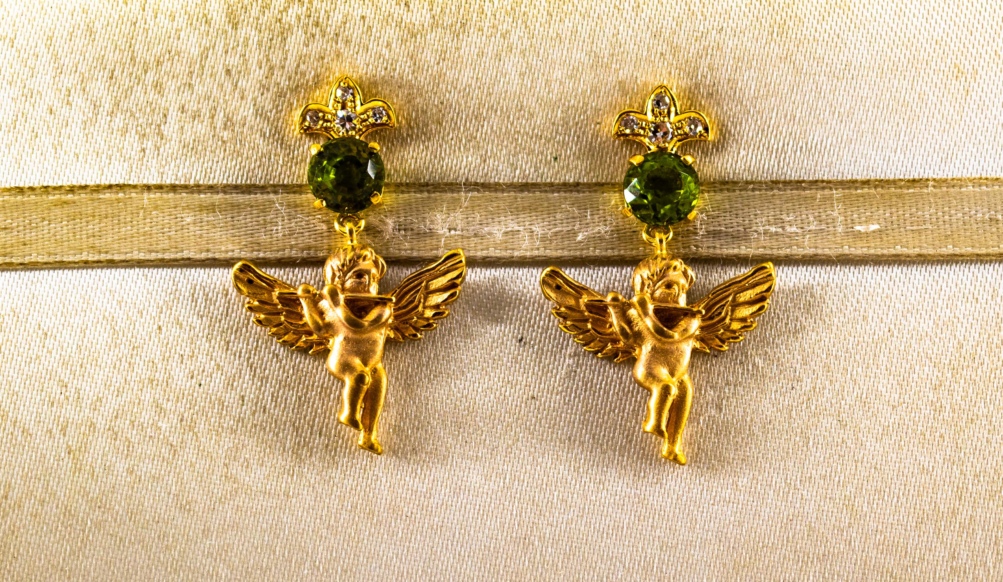 Brilliant Cut Art Nouveau Style 2.80 Carat White Diamond Peridot Yellow Gold 
